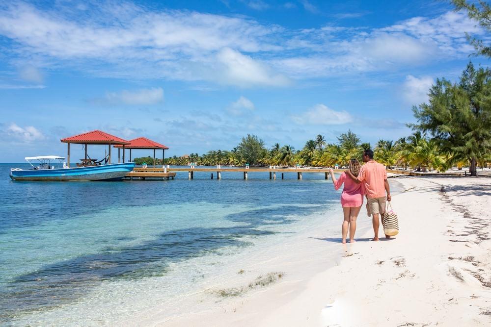 Manta Island Resort – Private island in Belize, Central America