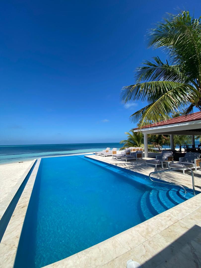 Manta Island Resort – Private island in Belize, Central America