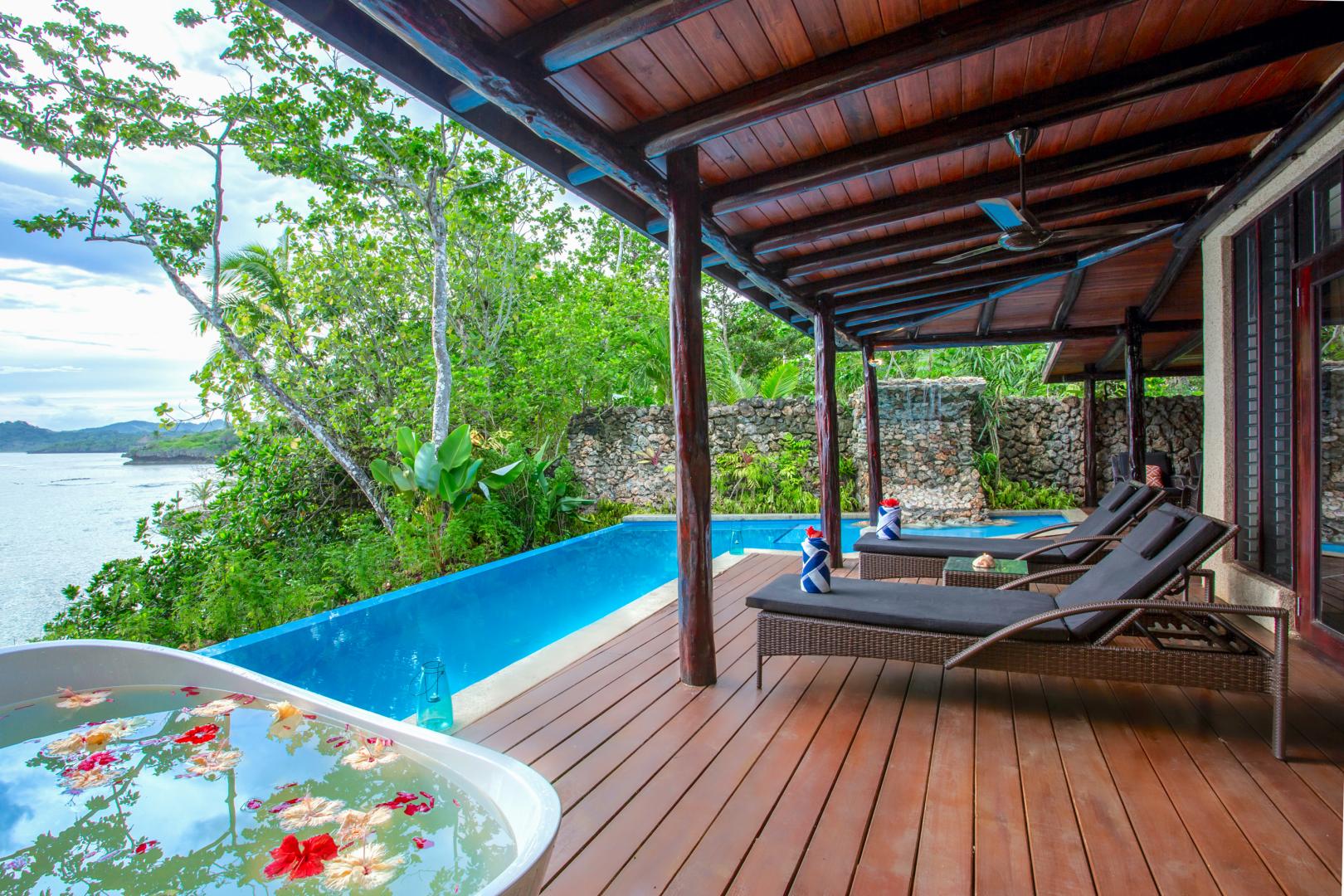 Savasi Island Resort – Private island in Fiji, South Pacific