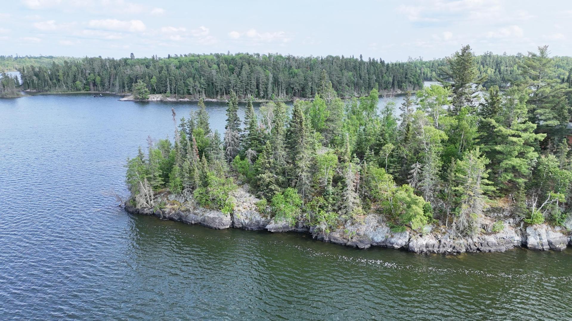 Poplar Bay Island Lake of the Woods – Private island in Northern Ontario, Ontario, Canada