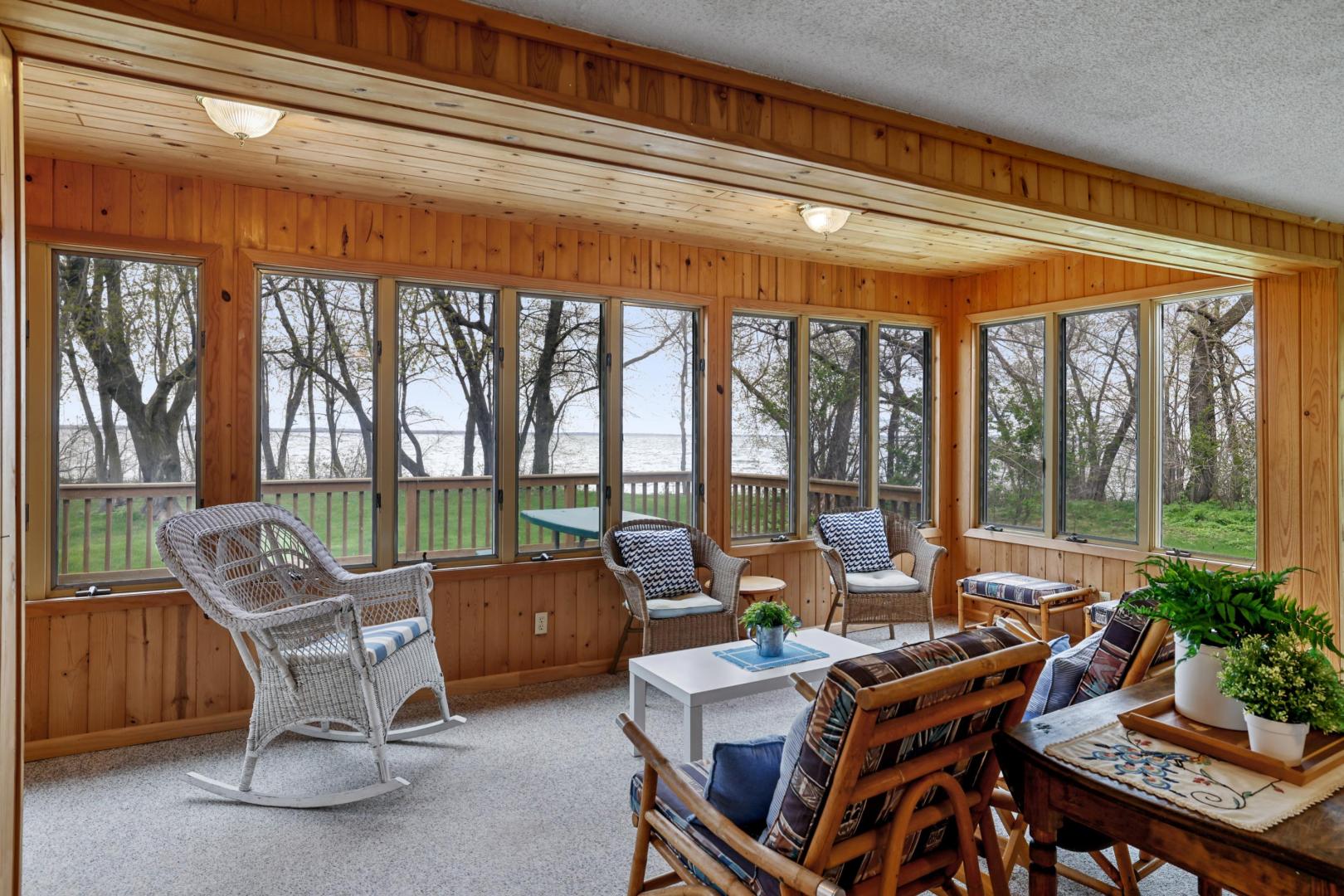 Pelican Island – Private island in Minnesota, United States