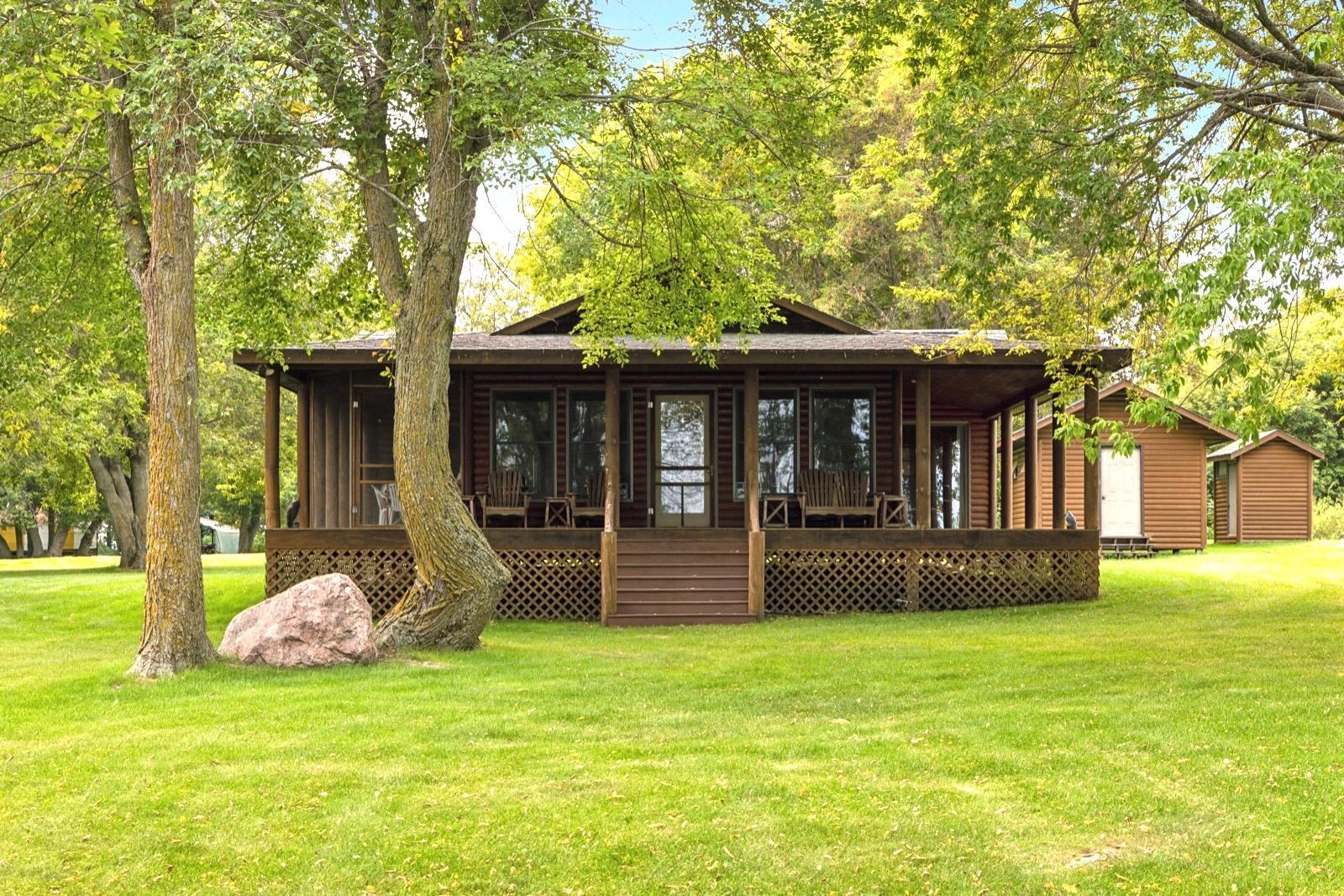 Pelican Island – Private island in Minnesota, United States
