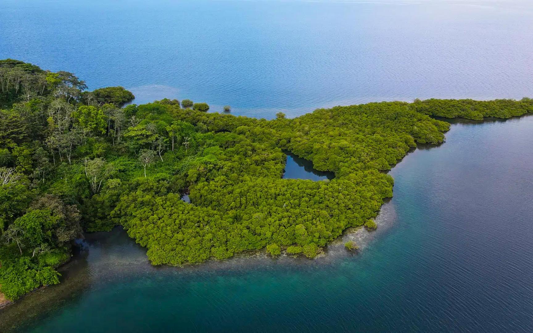 Cayo Roldán – Private island in Panama, Central America