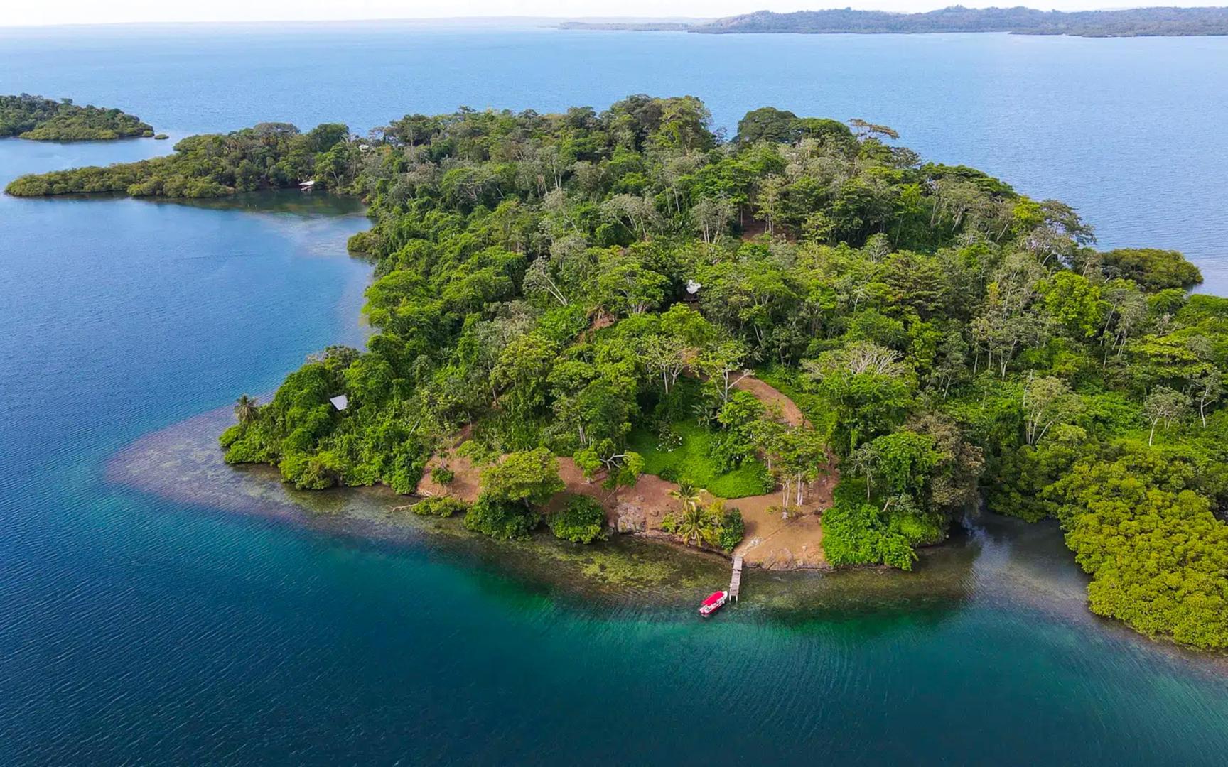 Cayo Roldán – Private island in Panama, Central America
