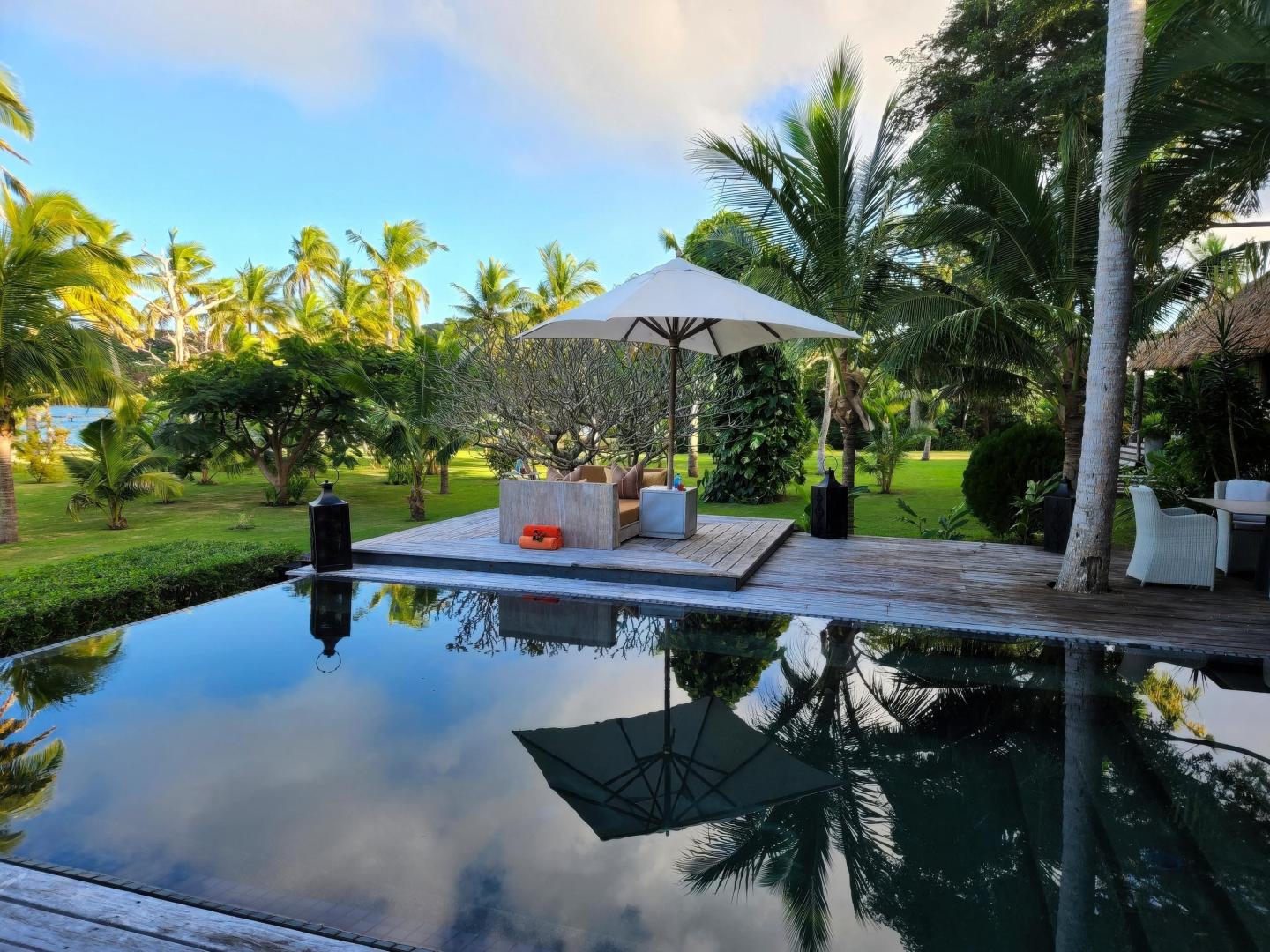 Dolphin Island – Private island in Fiji, South Pacific