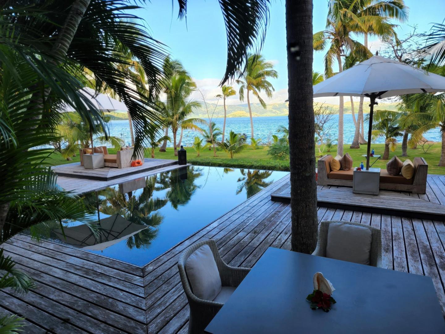 Dolphin Island – Private island in Fiji, South Pacific
