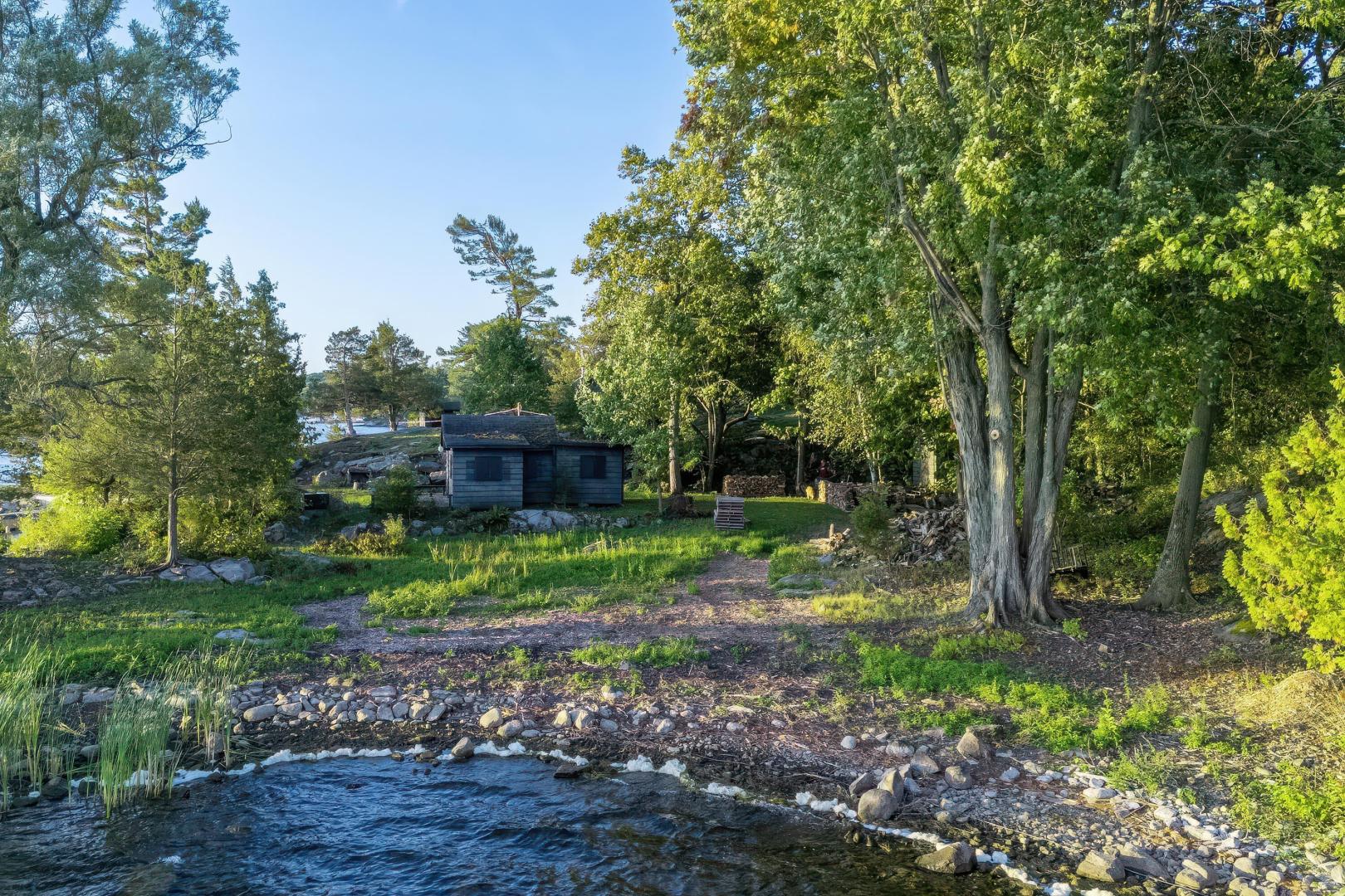 Dumfounder Island – Private island in Eastern Ontario, Ontario, Canada