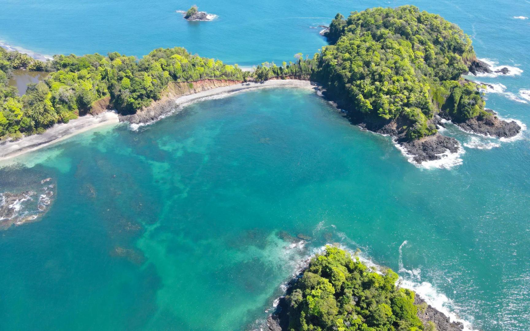 Gulf of Chiriquí Private Island Package – Private island in Panama, Central America