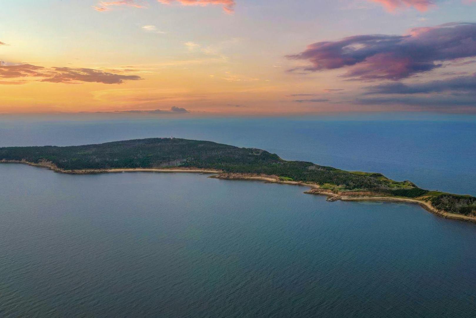 Henry Island – Private island in Nova Scotia, Canada