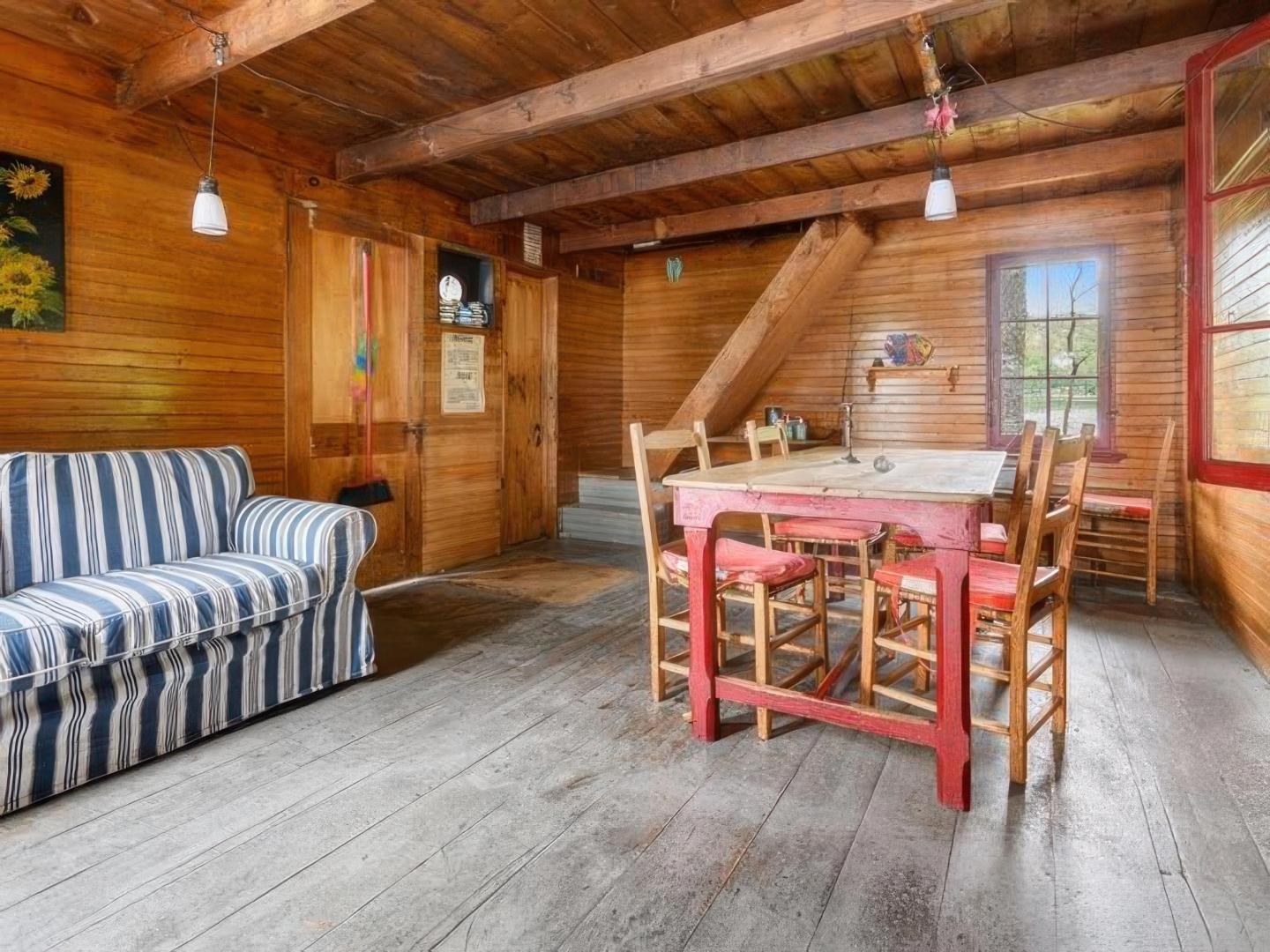 Lac des Iles Island – Private island in Quebec, Canada