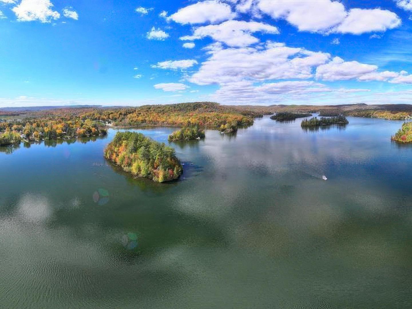 Lake Echo Island – Private island in Quebec, Canada