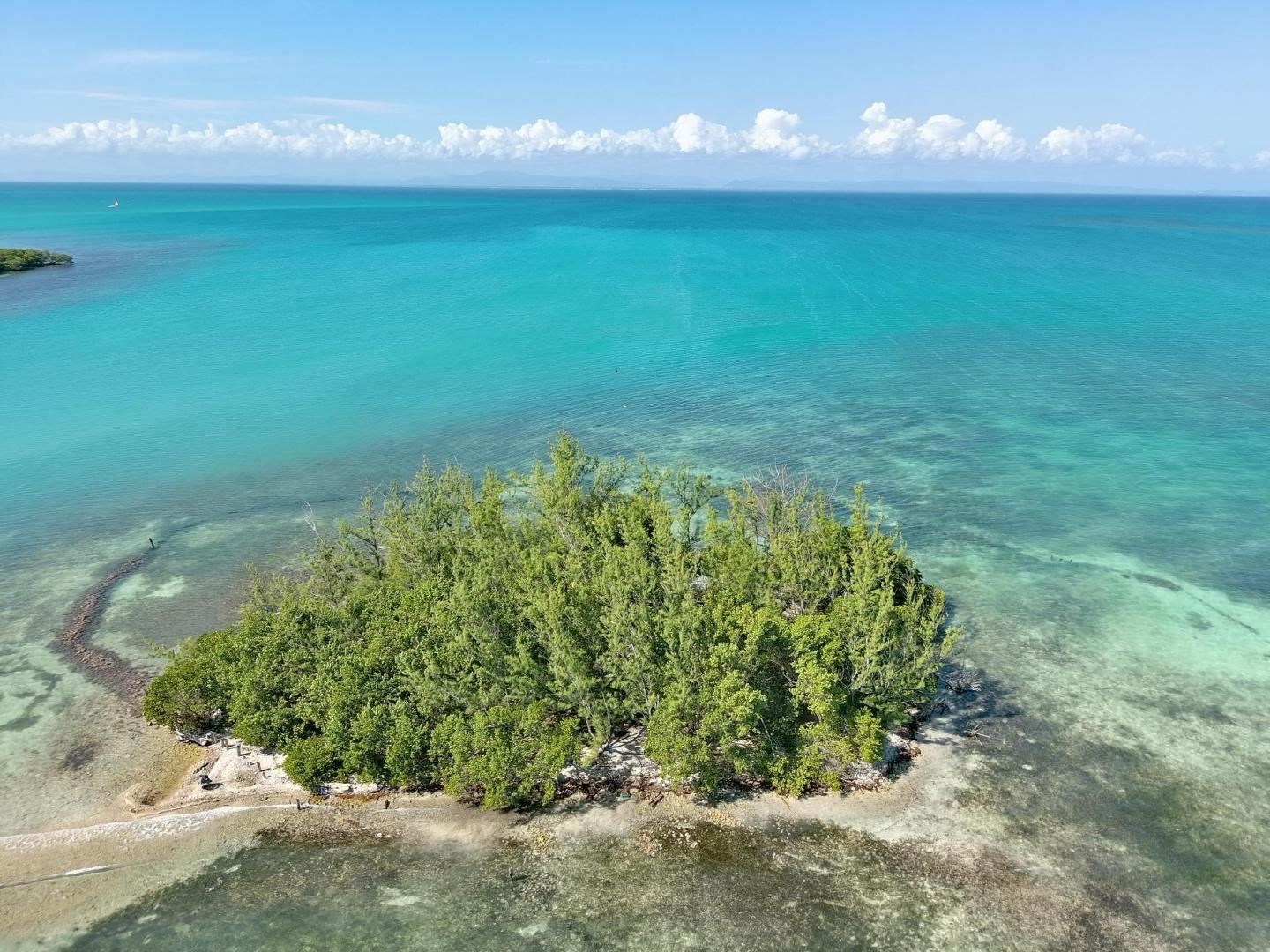 Bikini Caye – Private island in Belize, Central America