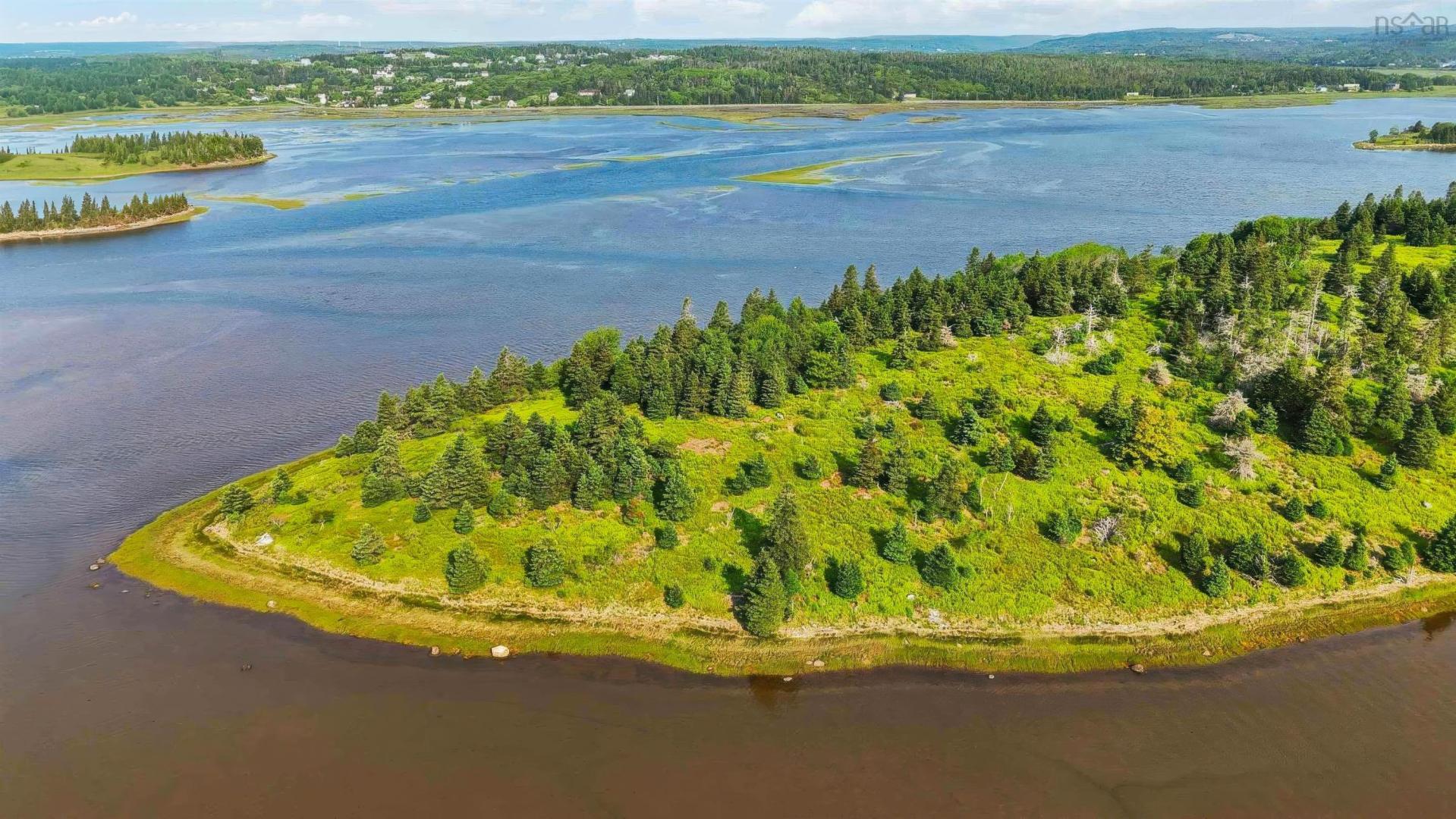 MacLellon’s Island – Private island in Nova Scotia, Canada