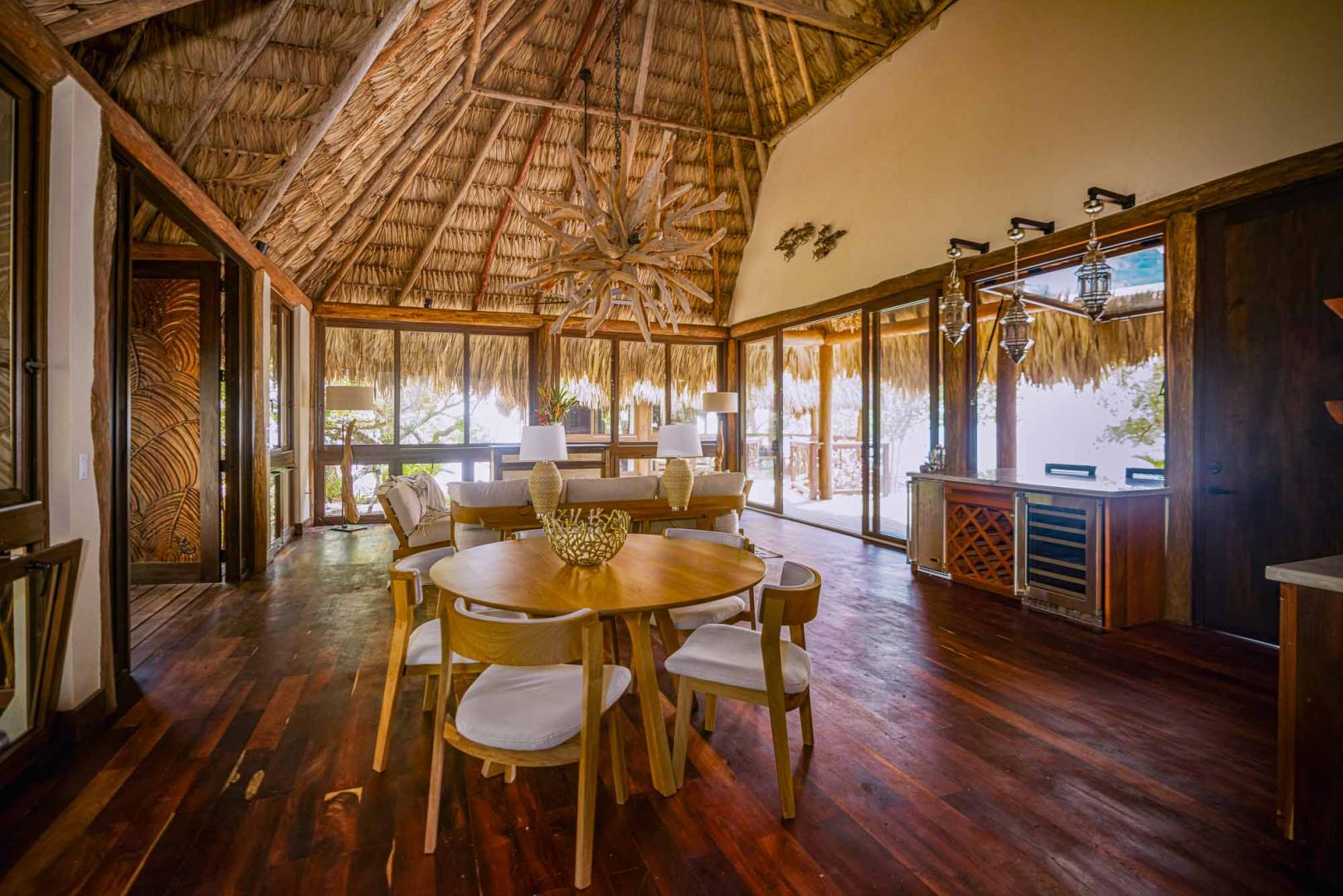 Sapodilla Private Island – Private island in Belize, Central America