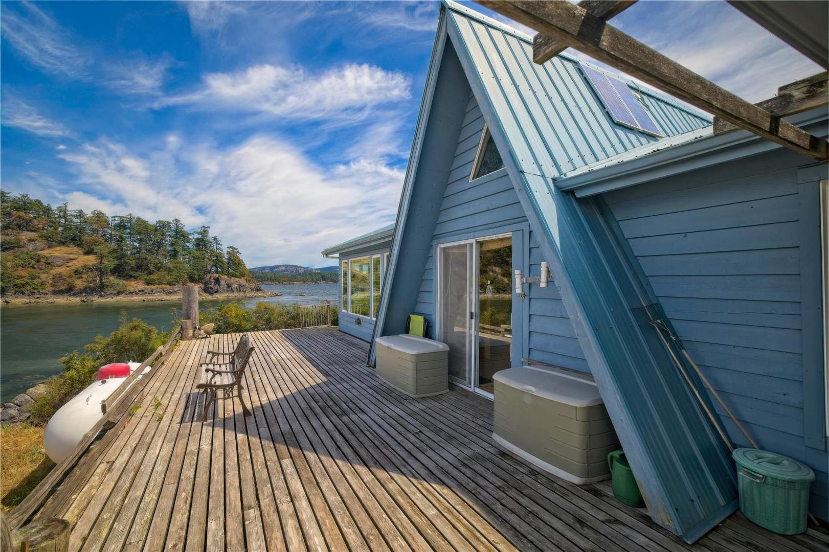 Twilight Island – Private island in British Columbia, Canada