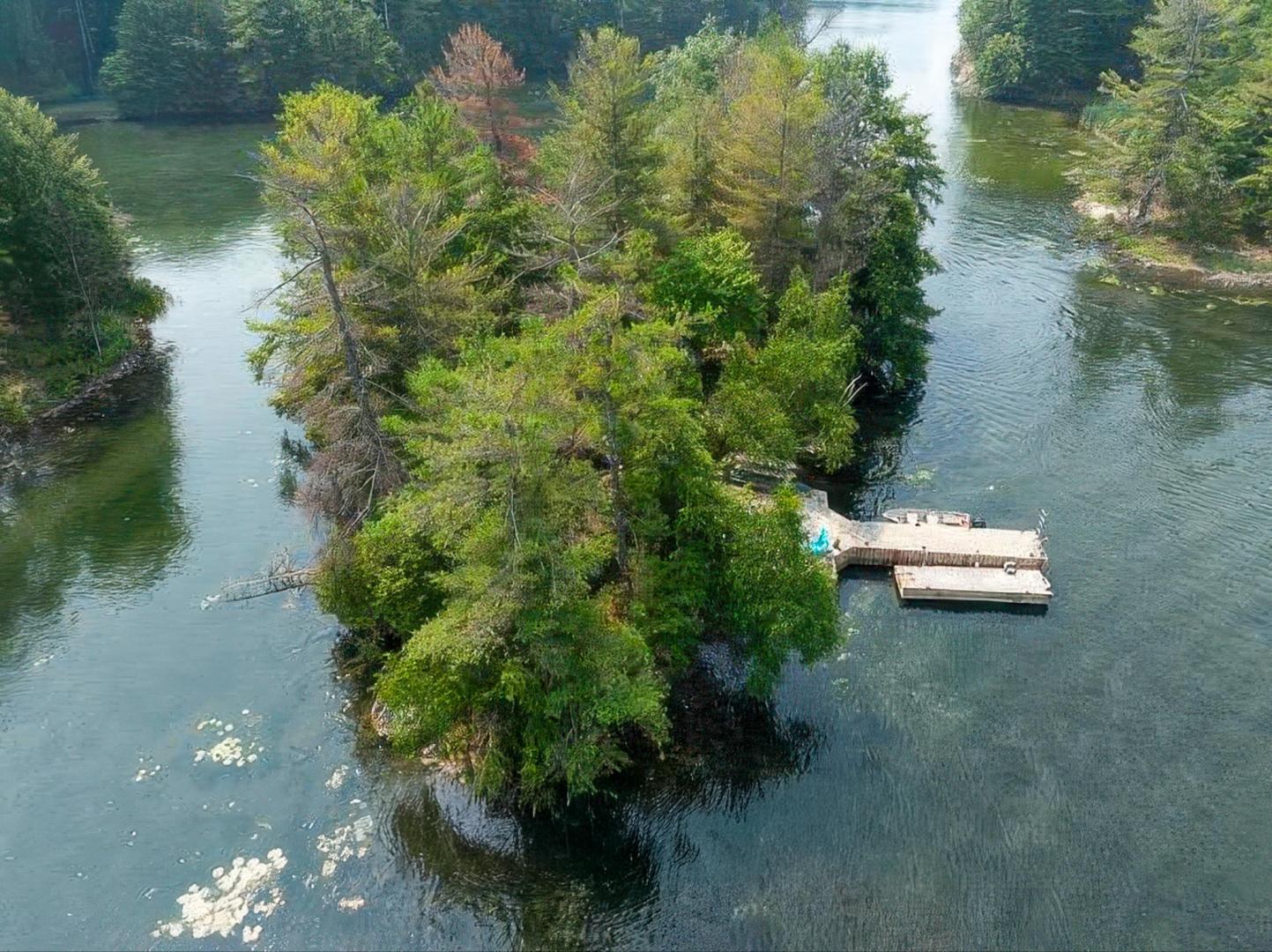 Veridian Island – Private island in Eastern Ontario, Ontario, Canada