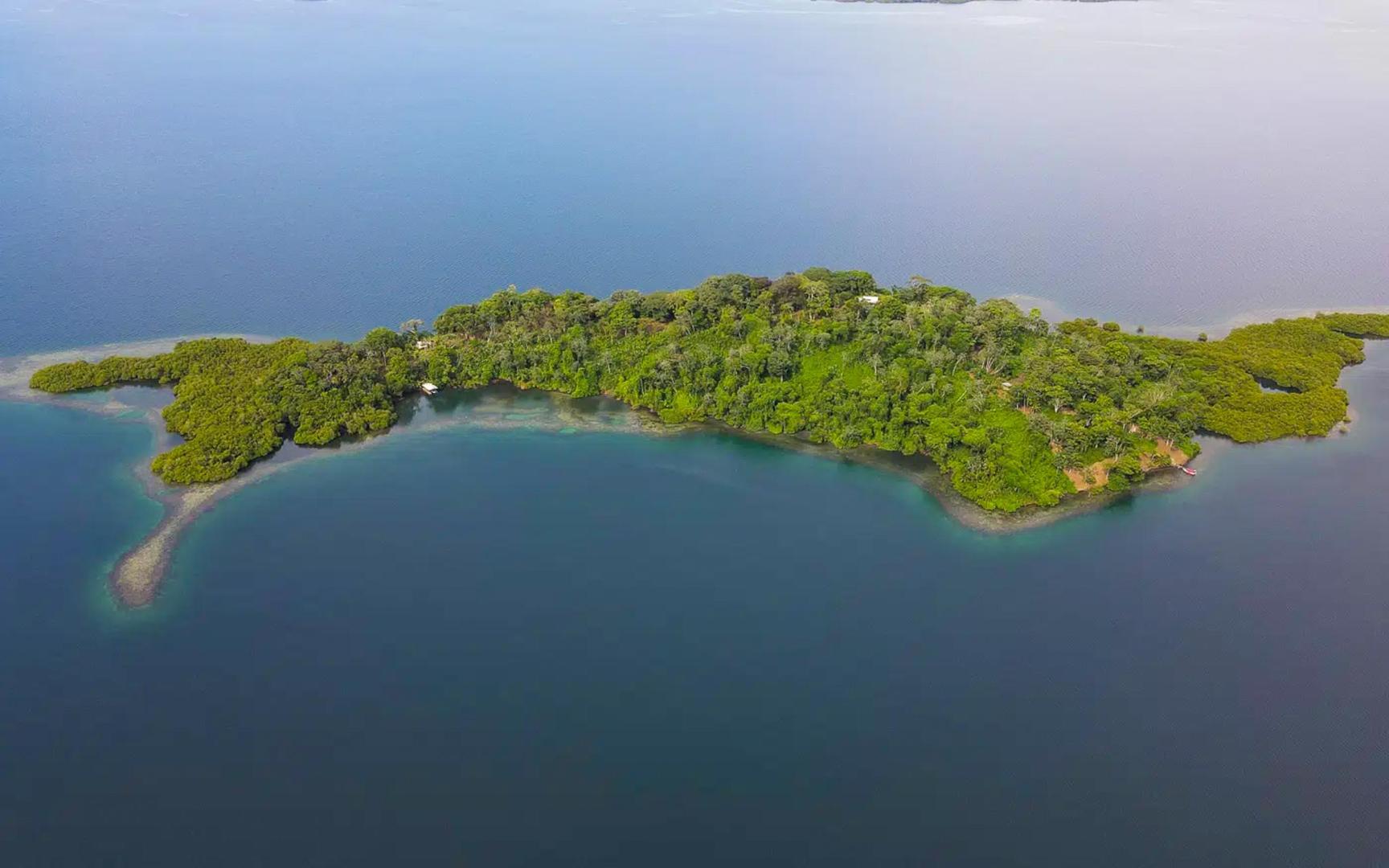 Cayo Roldán – Private island in Panama, Central America