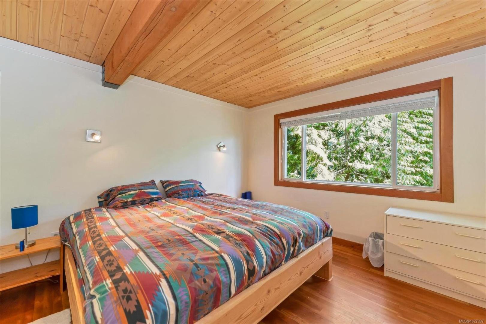 Cedarwood Island – Private island in British Columbia, Canada