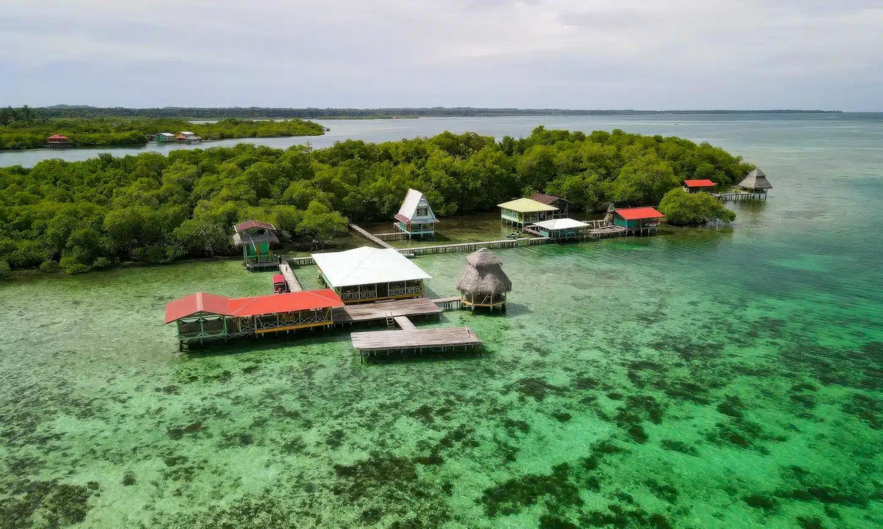 Coral Cay – Private island in Panama, Central America