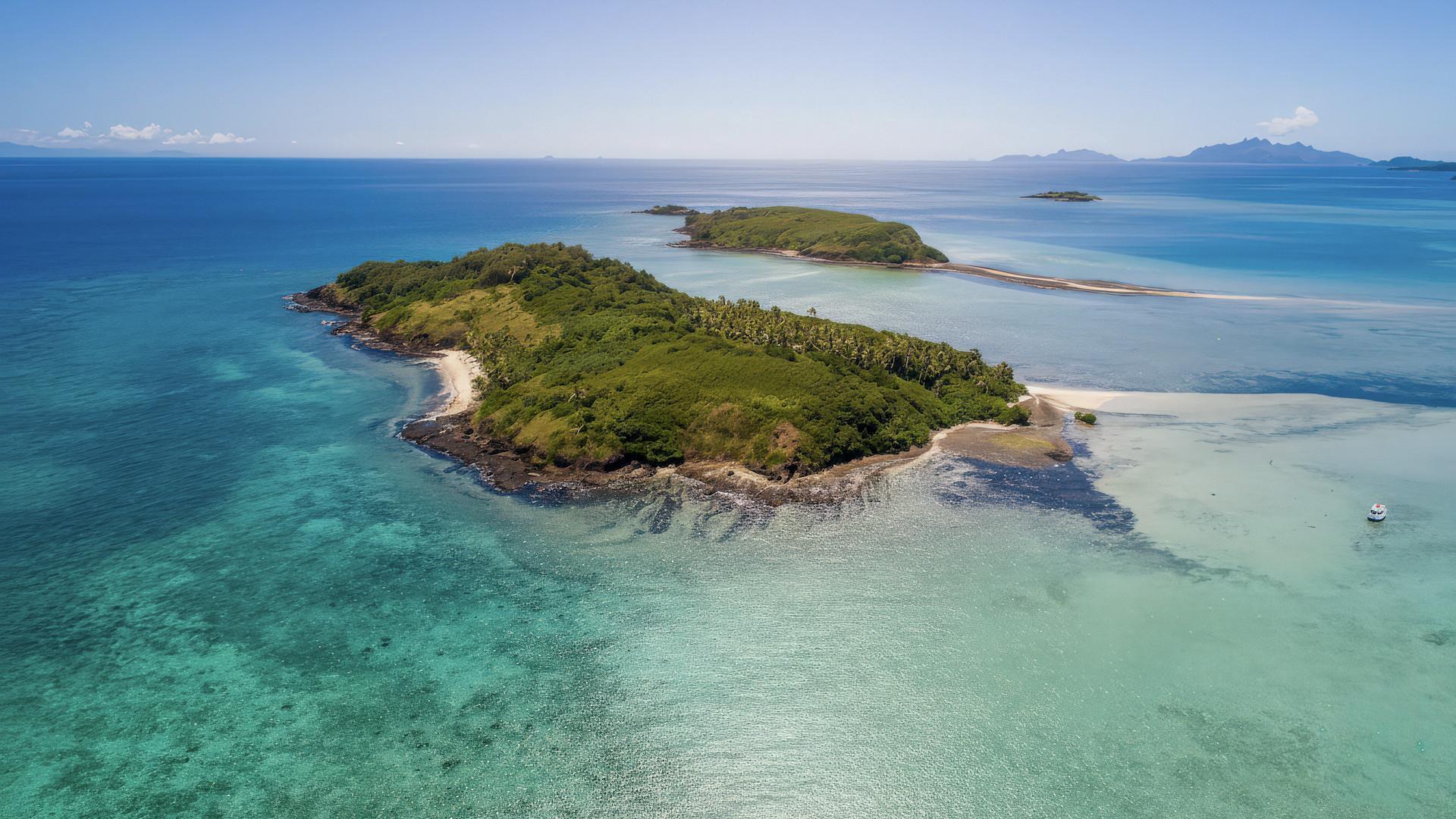 Nanuyasesara & Nanuyabuli Islands – Private island in Fiji, South Pacific