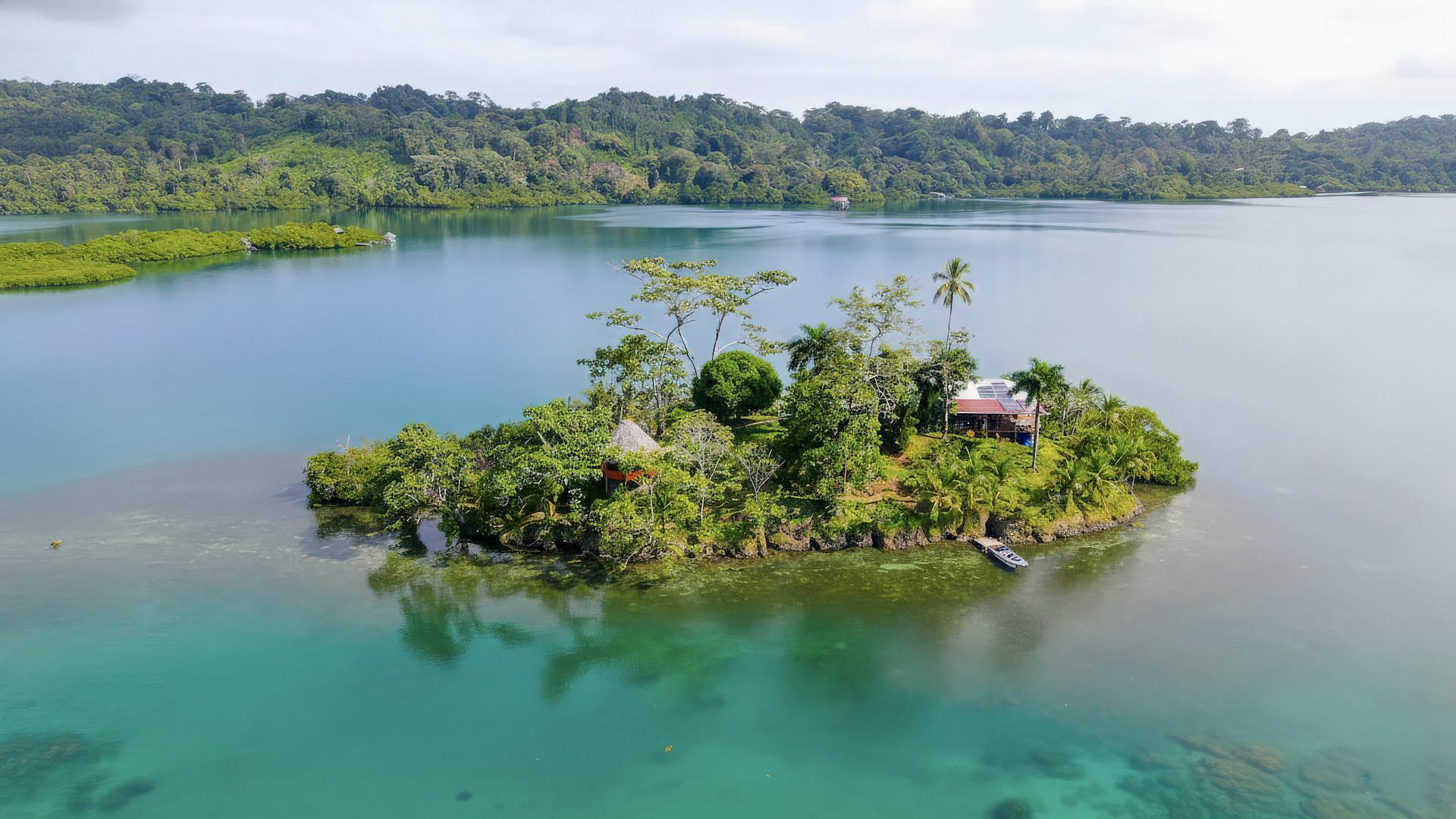Private Island Gem – Private island in Panama, Central America