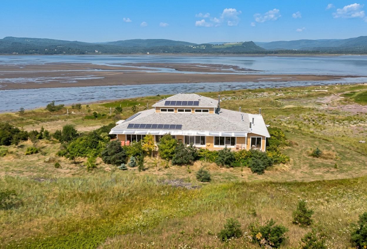 Baie Des Chaleurs – Private island in Canada