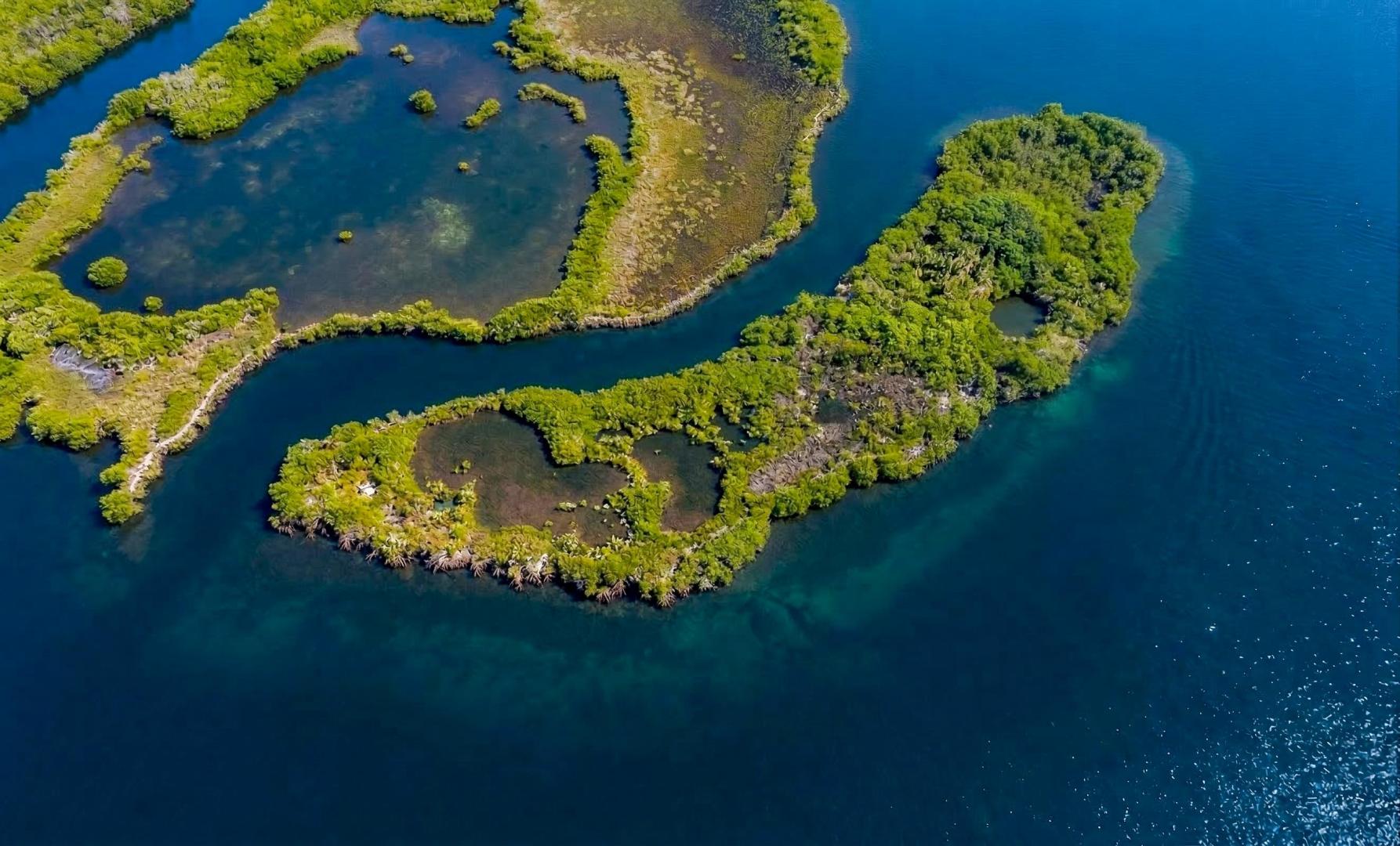 Cayo Theana – Private island in Belize, Central America