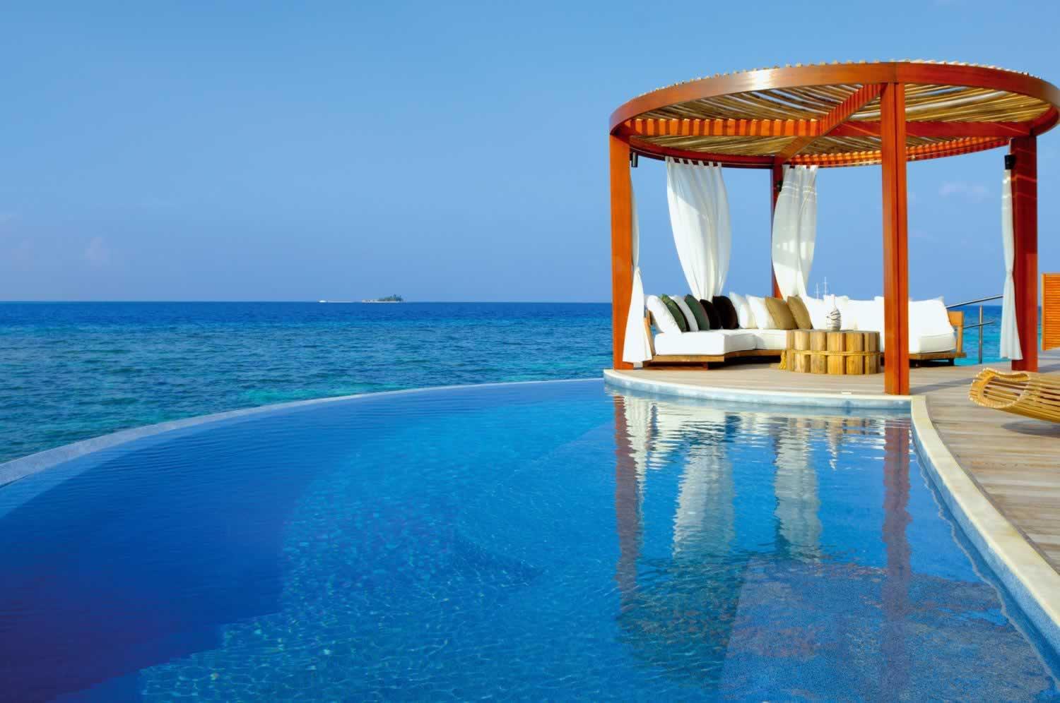 W Maldives image