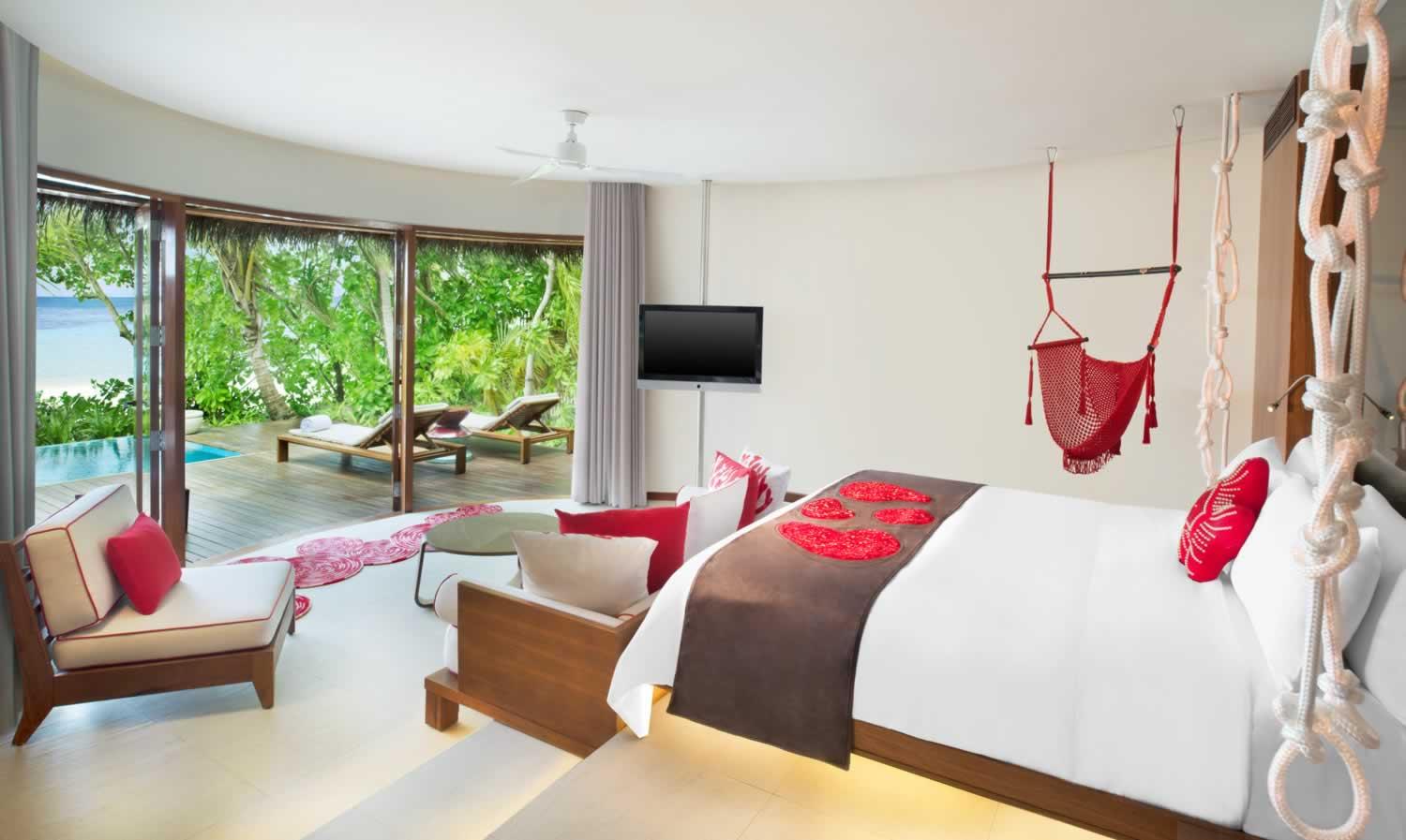 W Maldives image