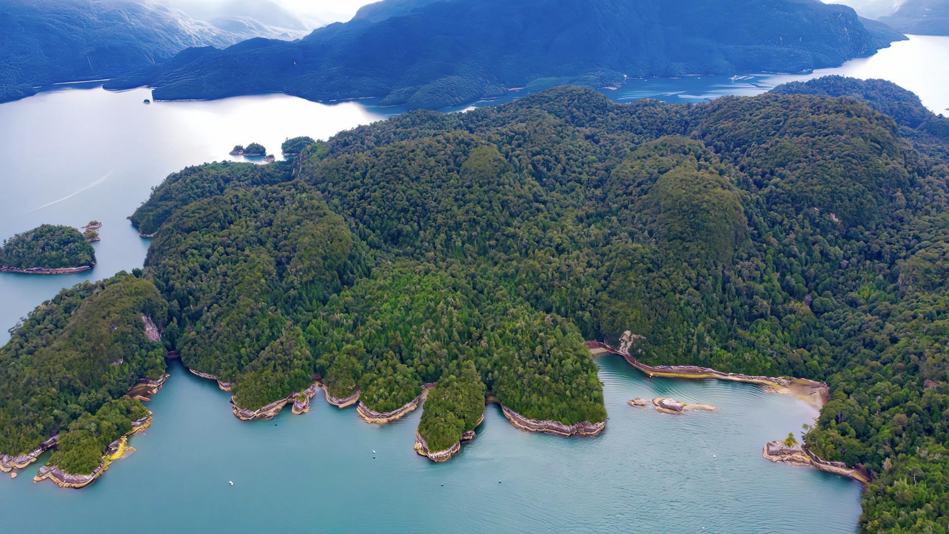 Isla Guardiamarina Zanartu and Islotes San Andres – Private island in Chile, South America