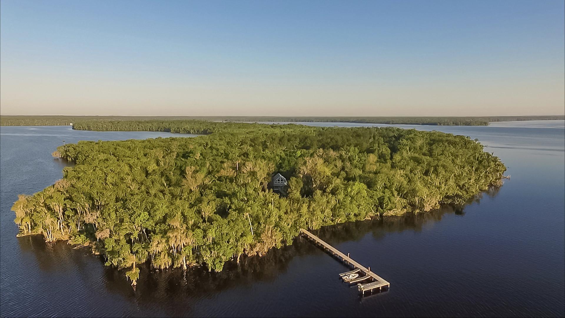 Hog Island, Florida – Private island in Florida, United States