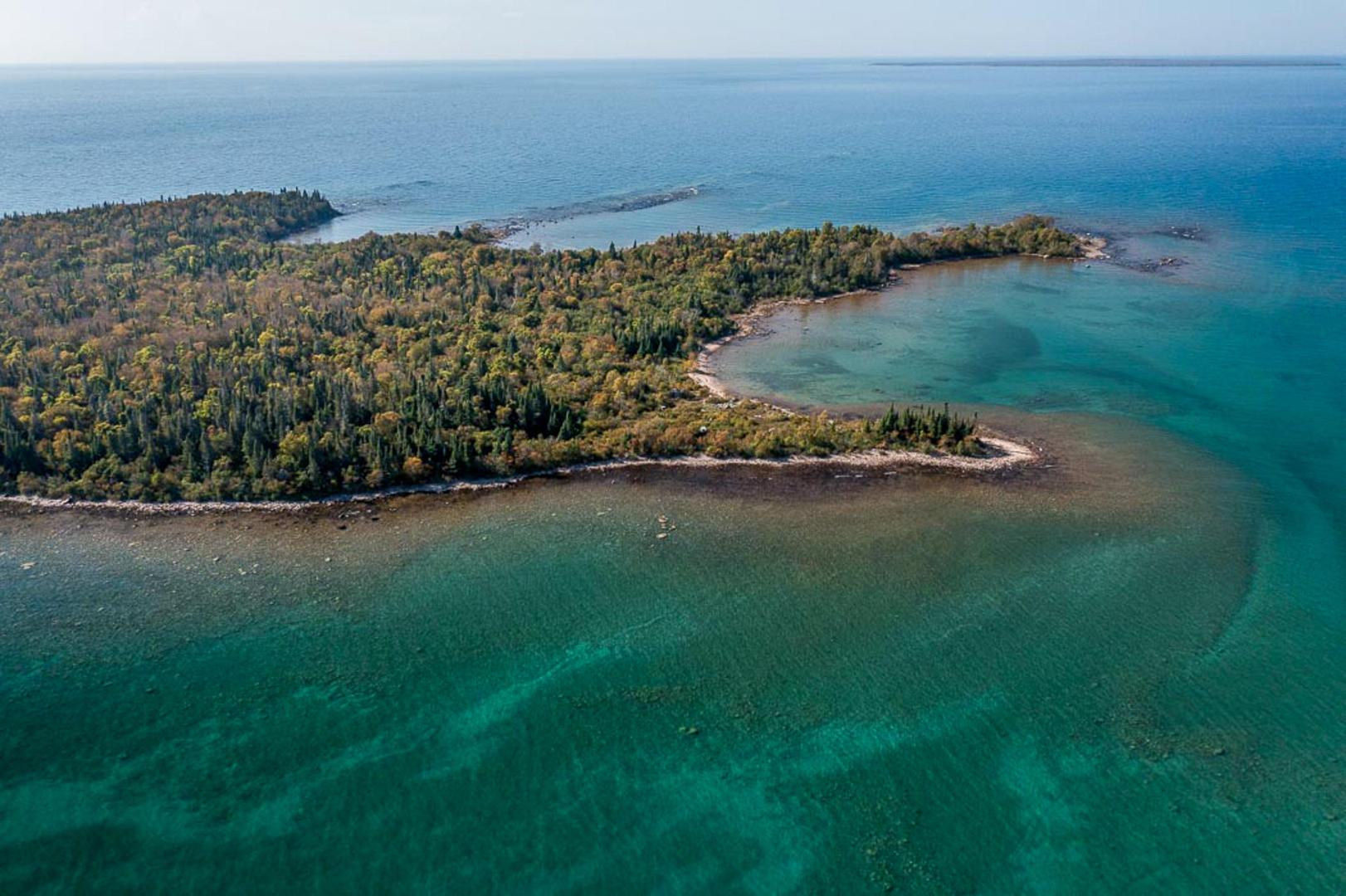 Lizard Island – Private island in Northern Ontario, Ontario, Canada