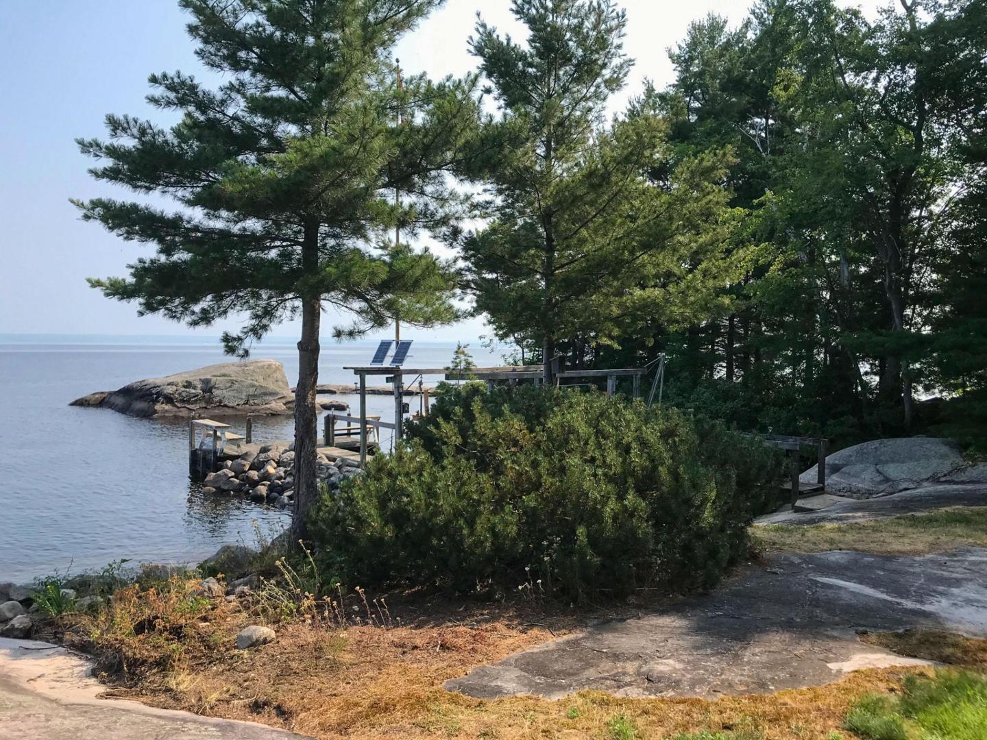 Lonely Island – Private island in Northern Ontario, Ontario, Canada