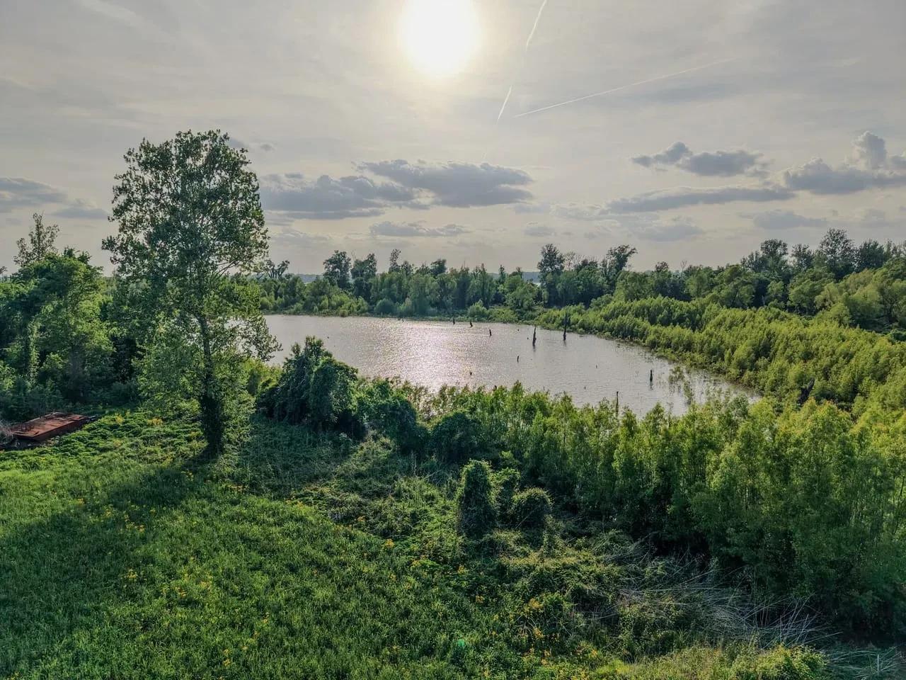 Lost Brake – Private island in Missouri, United States