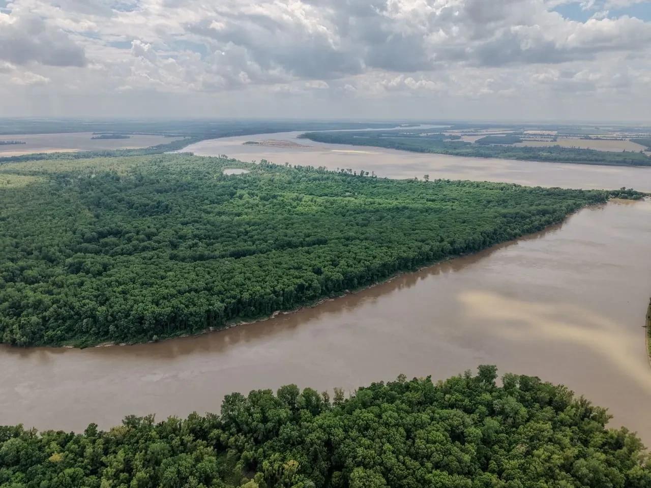 Lost Brake – Private island in Missouri, United States