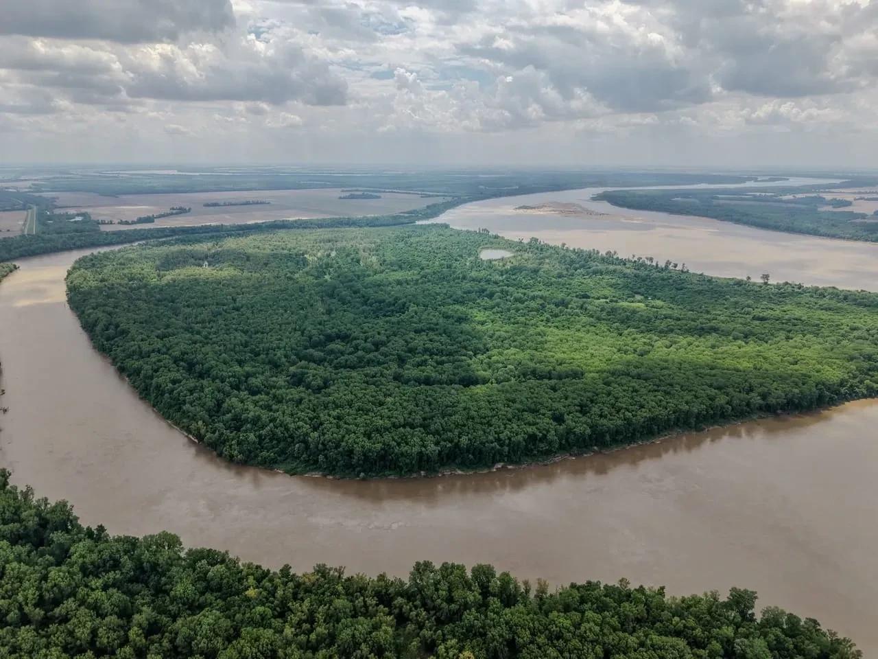 Lost Brake – Private island in Missouri, United States