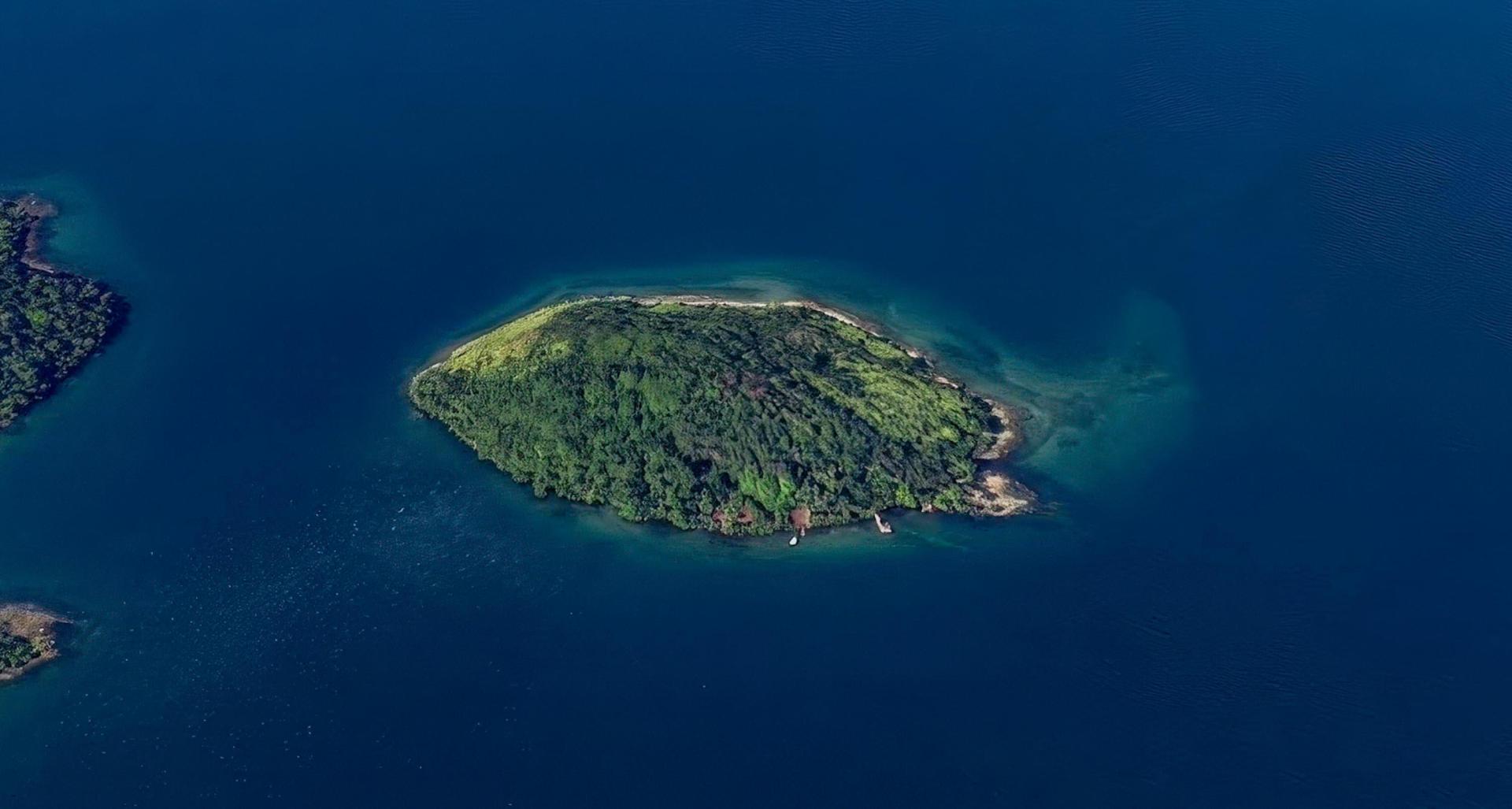 Maná Island – Private island in Brazil, South America
