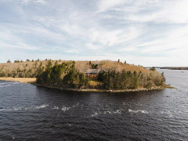 Maple Island – Private island in Nova Scotia, Canada