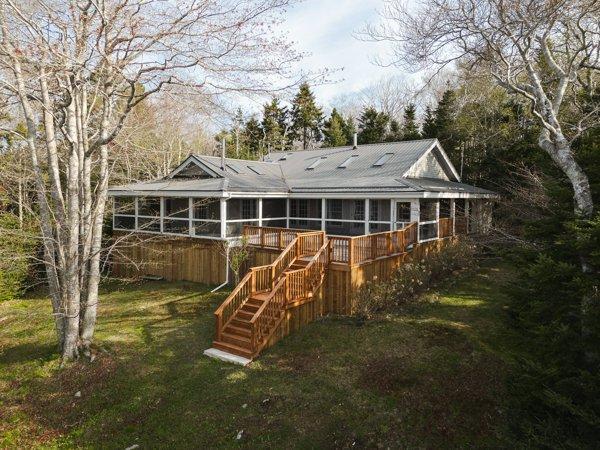 Maple Island – Private island in Nova Scotia, Canada