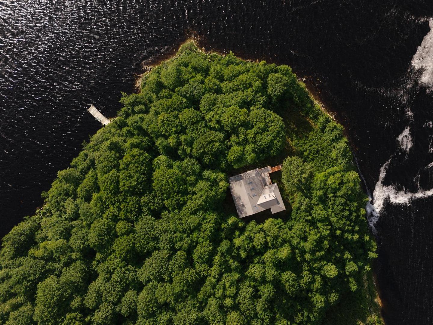 Maple Island – Private island in Nova Scotia, Canada
