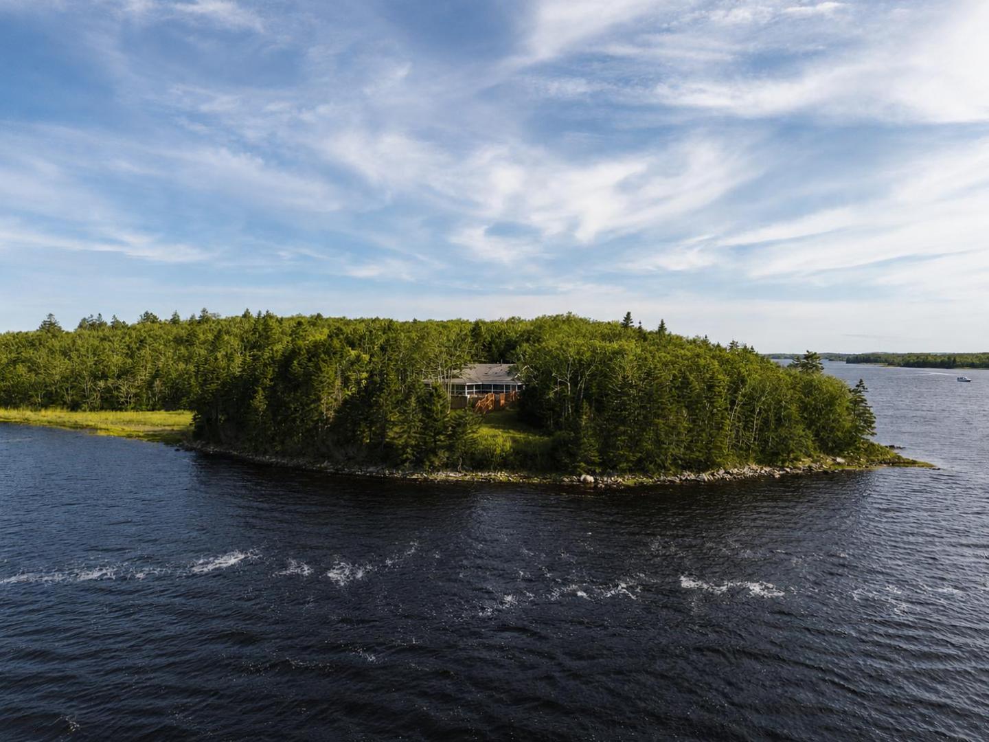 Maple Island – Private island in Nova Scotia, Canada