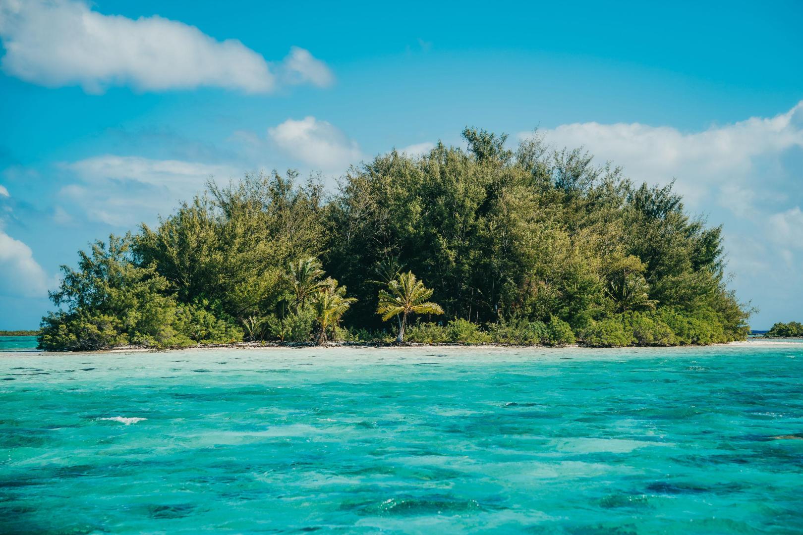 Motu Azurea – Private island in French Polynesia, South Pacific