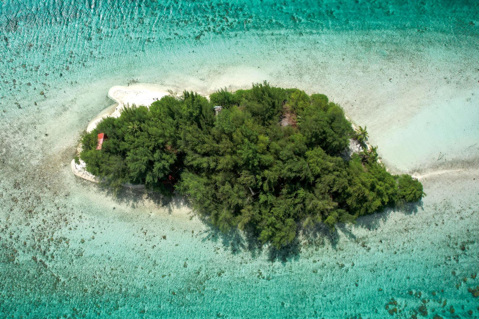 Motu Azurea – Private island in French Polynesia, South Pacific