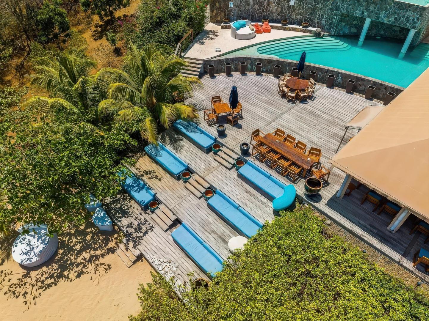 Mayreau Beach Club & Villa – Private island in SVG, Caribbean