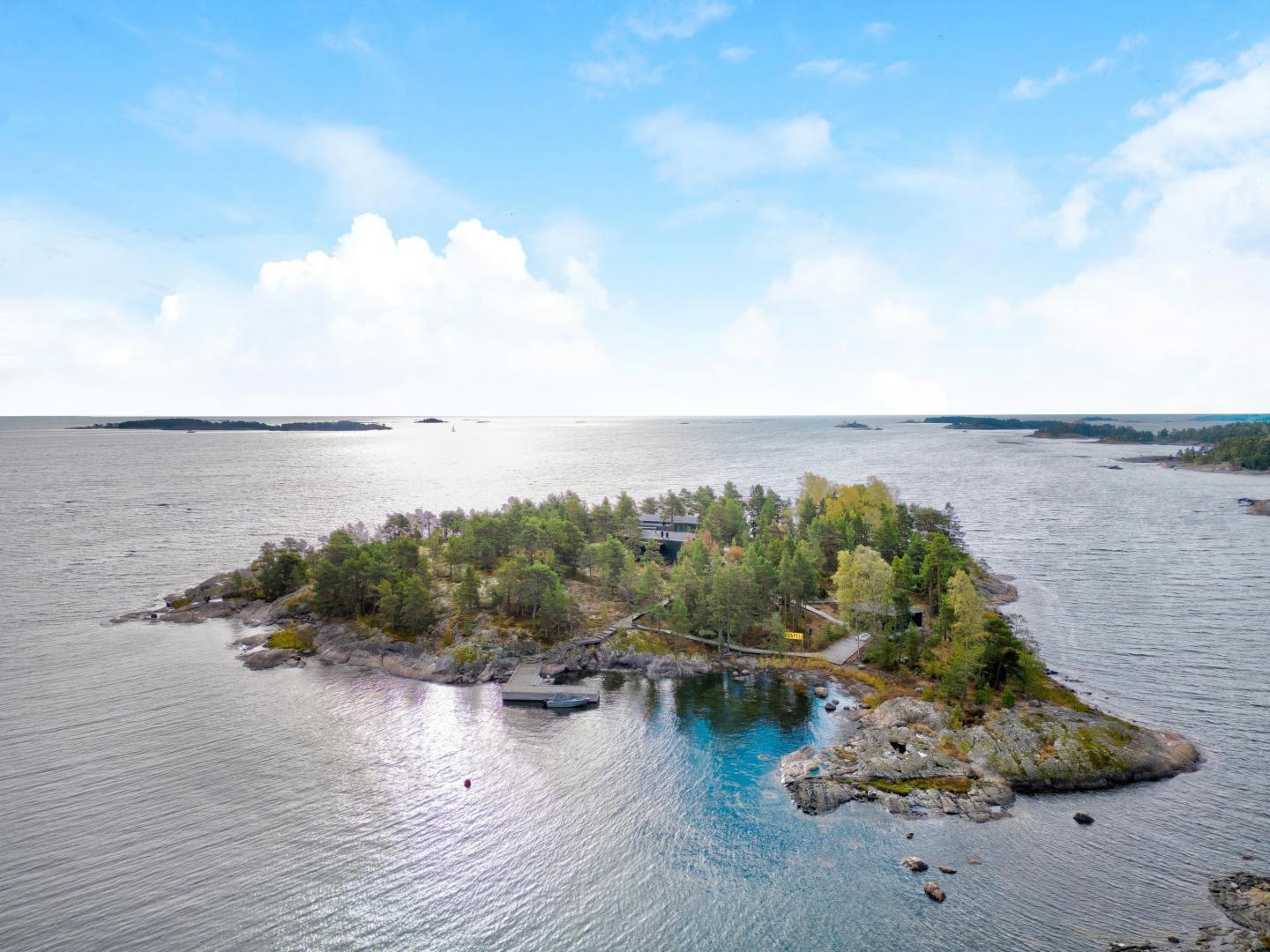 Remmarholmen – Private island in Finland, Europe