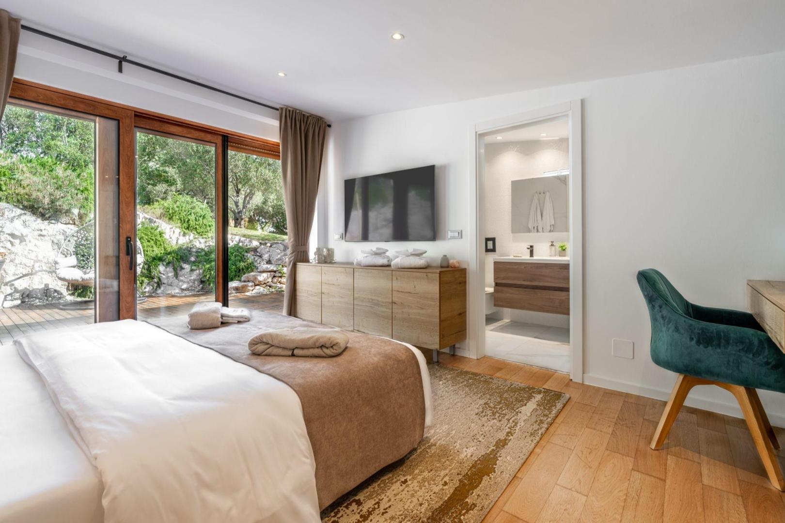Mala Bisaga – Private island in Croatia, Europe