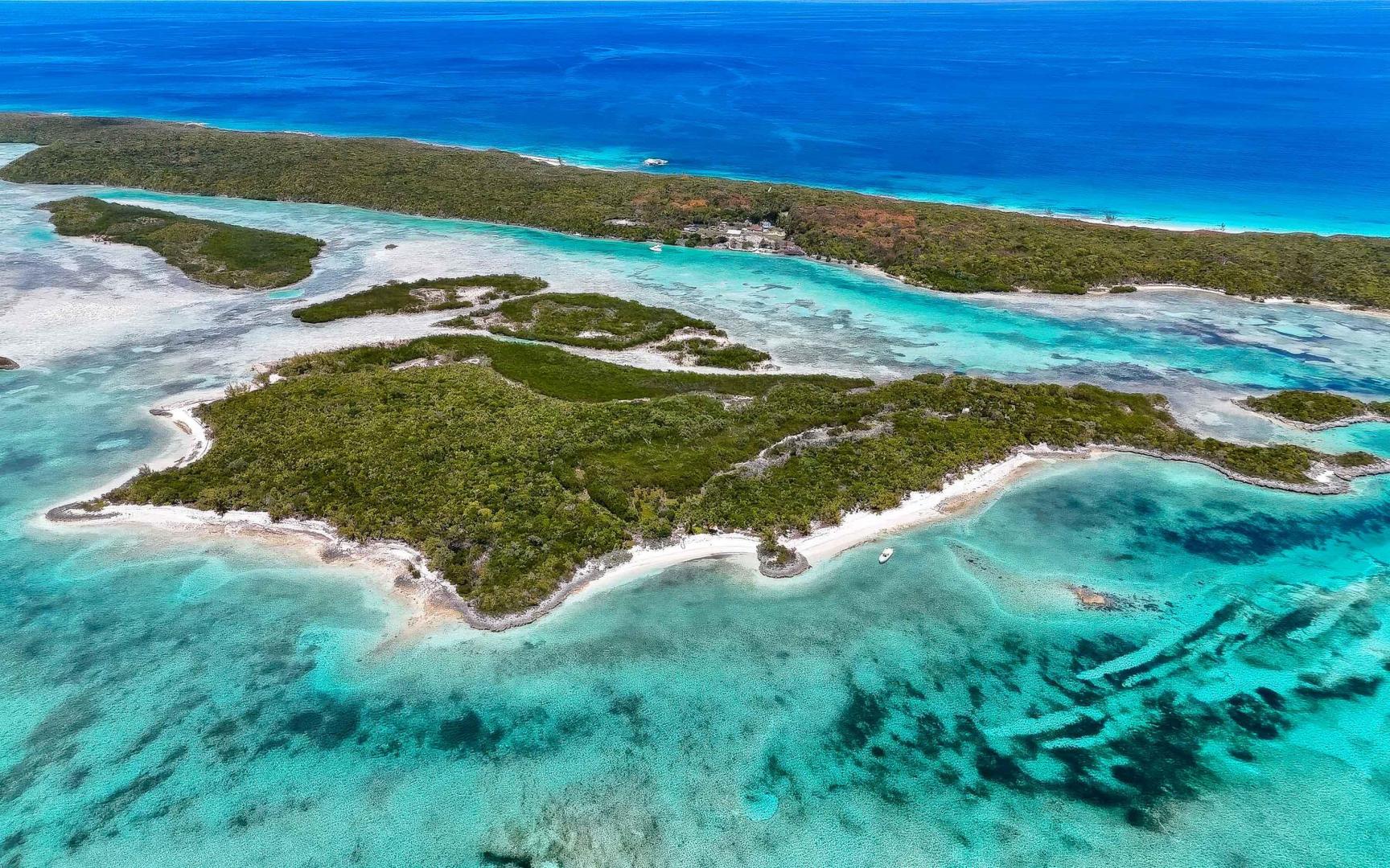 Sand Dollar Cay – Private island in The Berry Islands, Bahamas, Caribbean