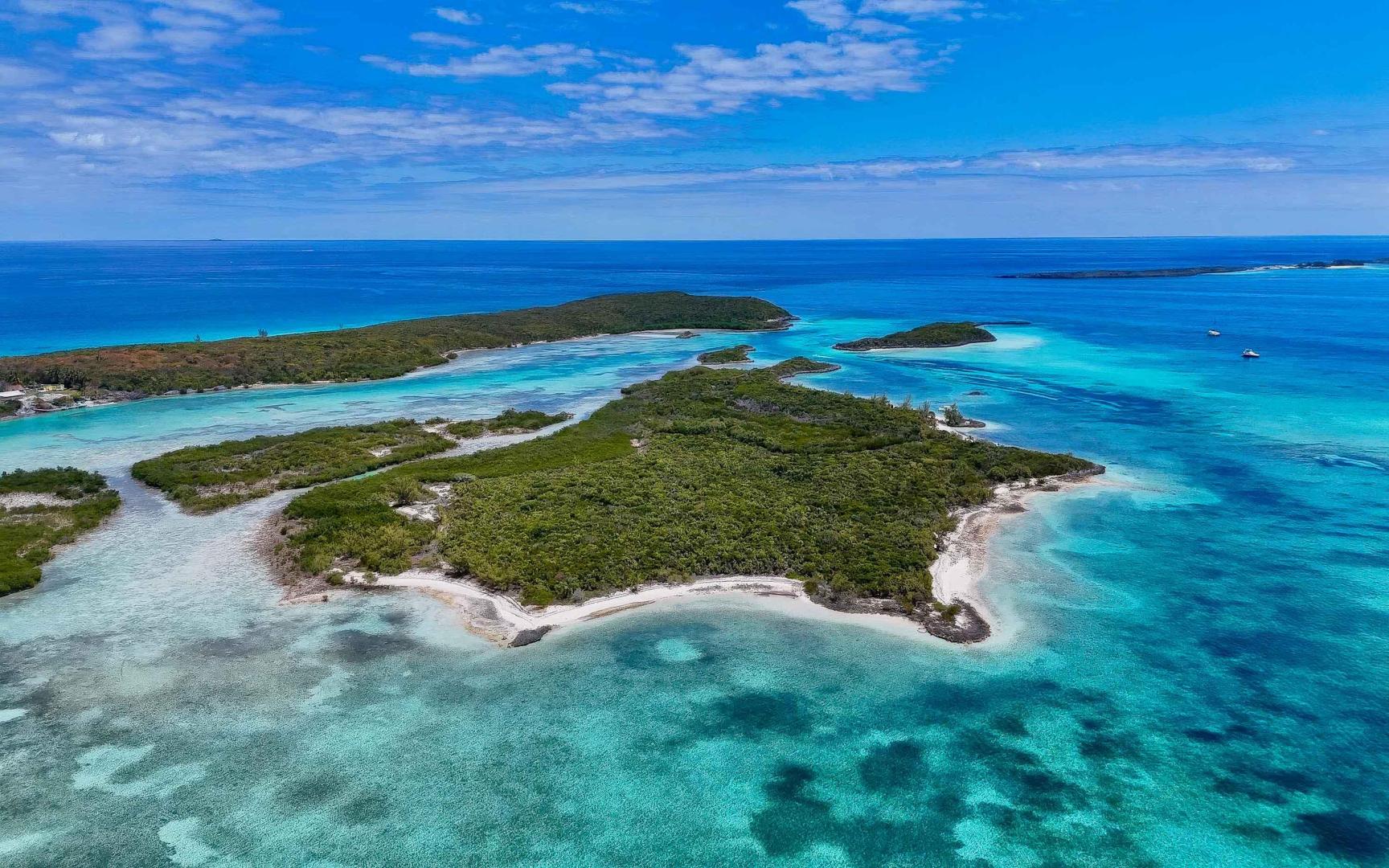 Sand Dollar Cay – Private island in The Berry Islands, Bahamas, Caribbean