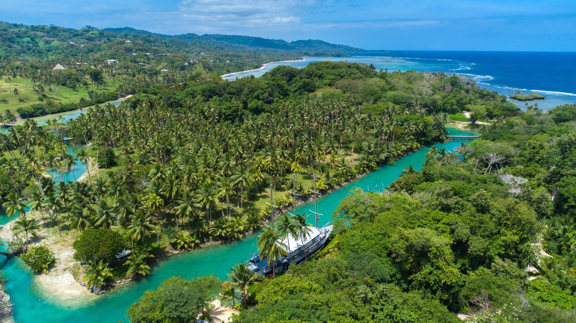 The  Savasi Sanctuary – Private island in Fiji, South Pacific