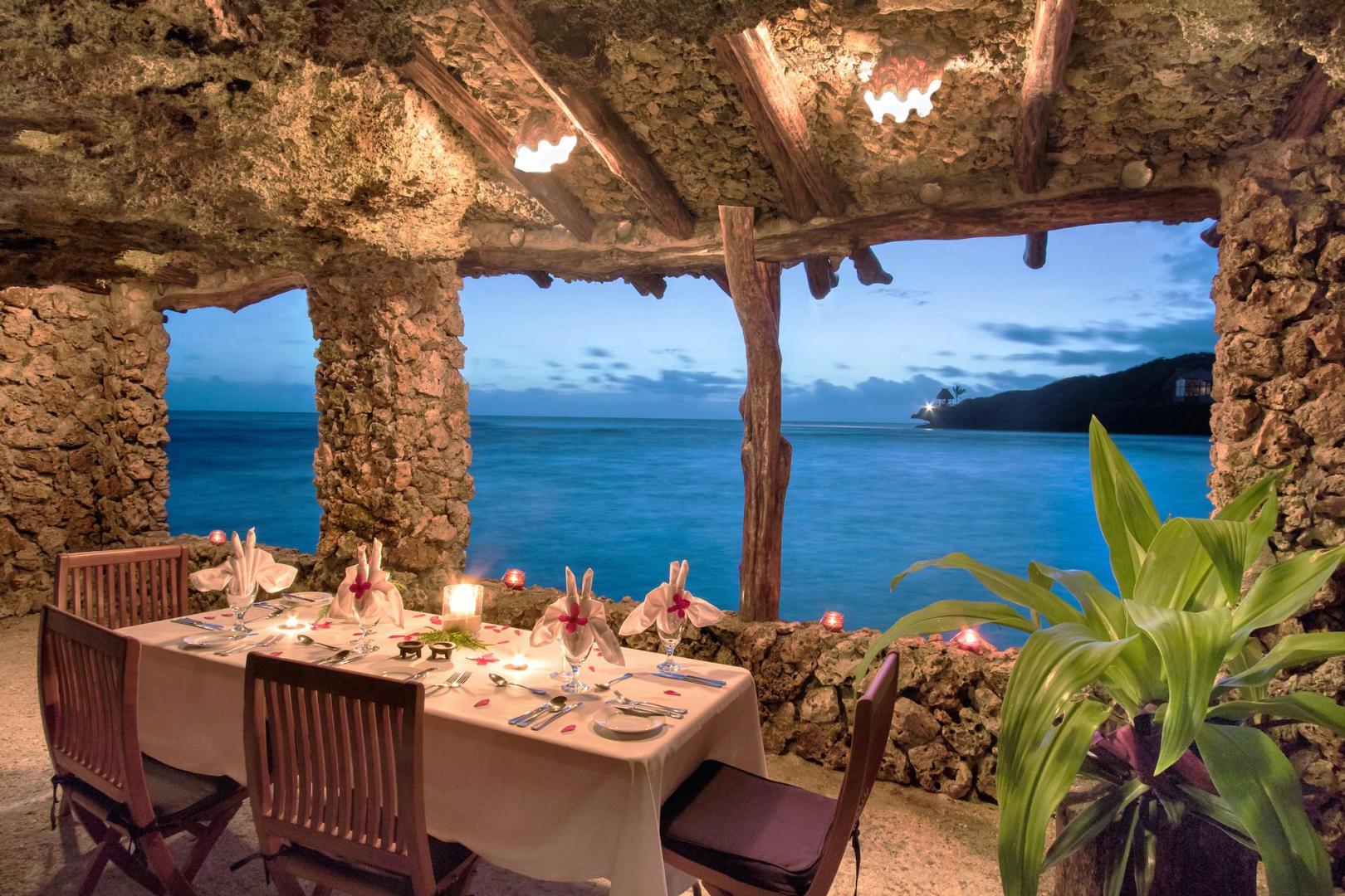 The  Savasi Sanctuary – Private island in Fiji, South Pacific
